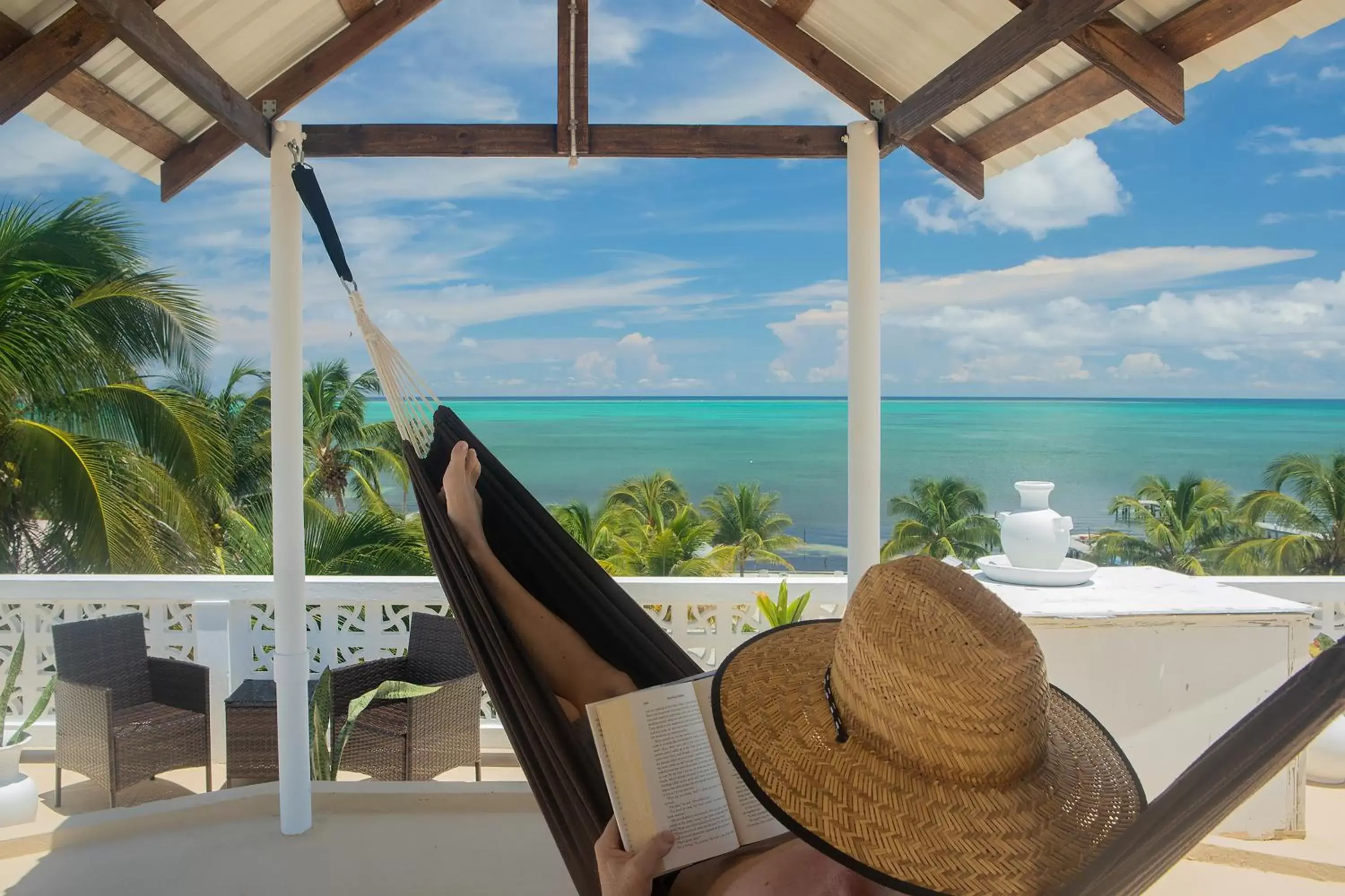 Balcony/Terrace in Treetops Hotel