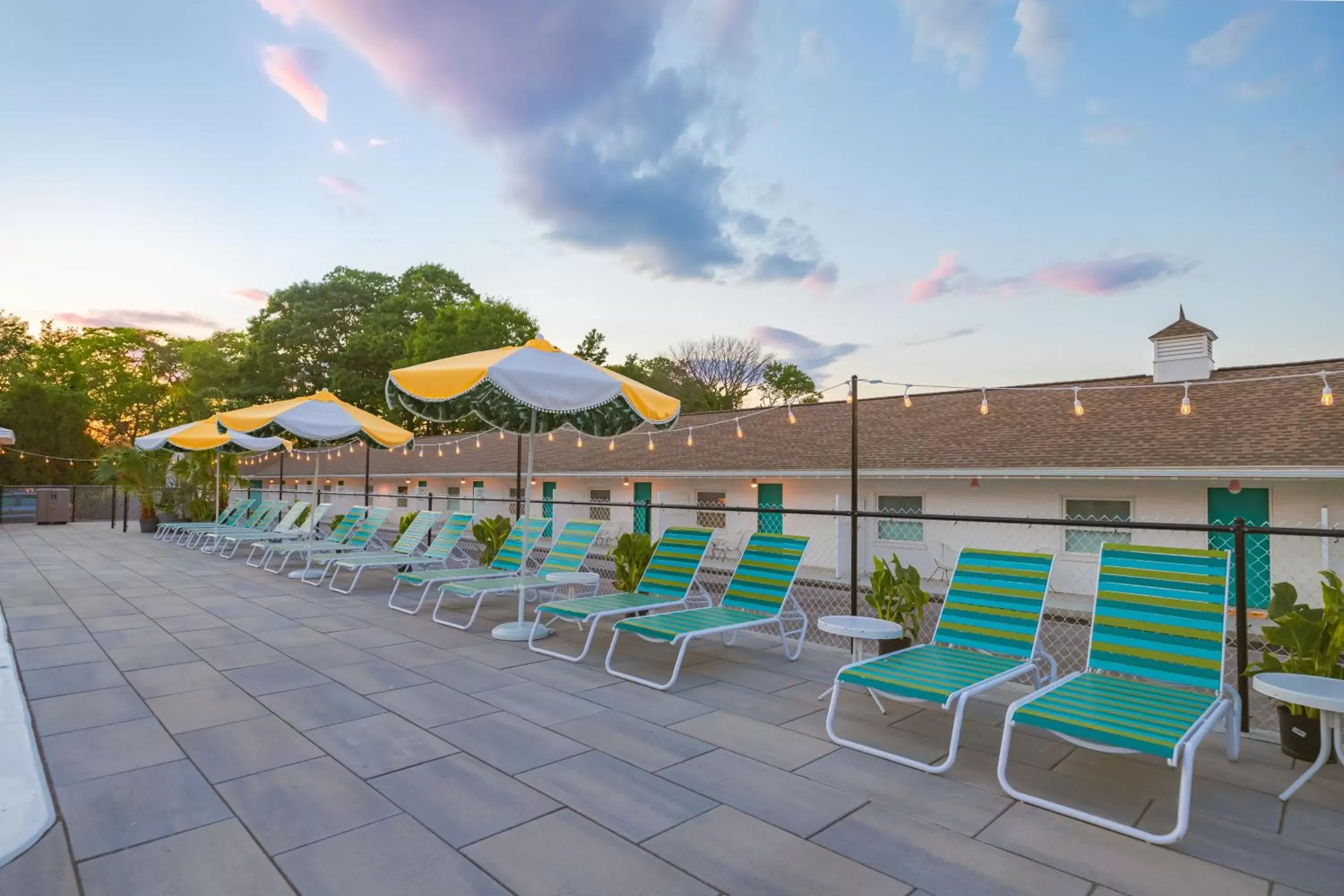 View (from property/room), Swimming Pool in RYE MOTOR INN - An Adults Only Hotel