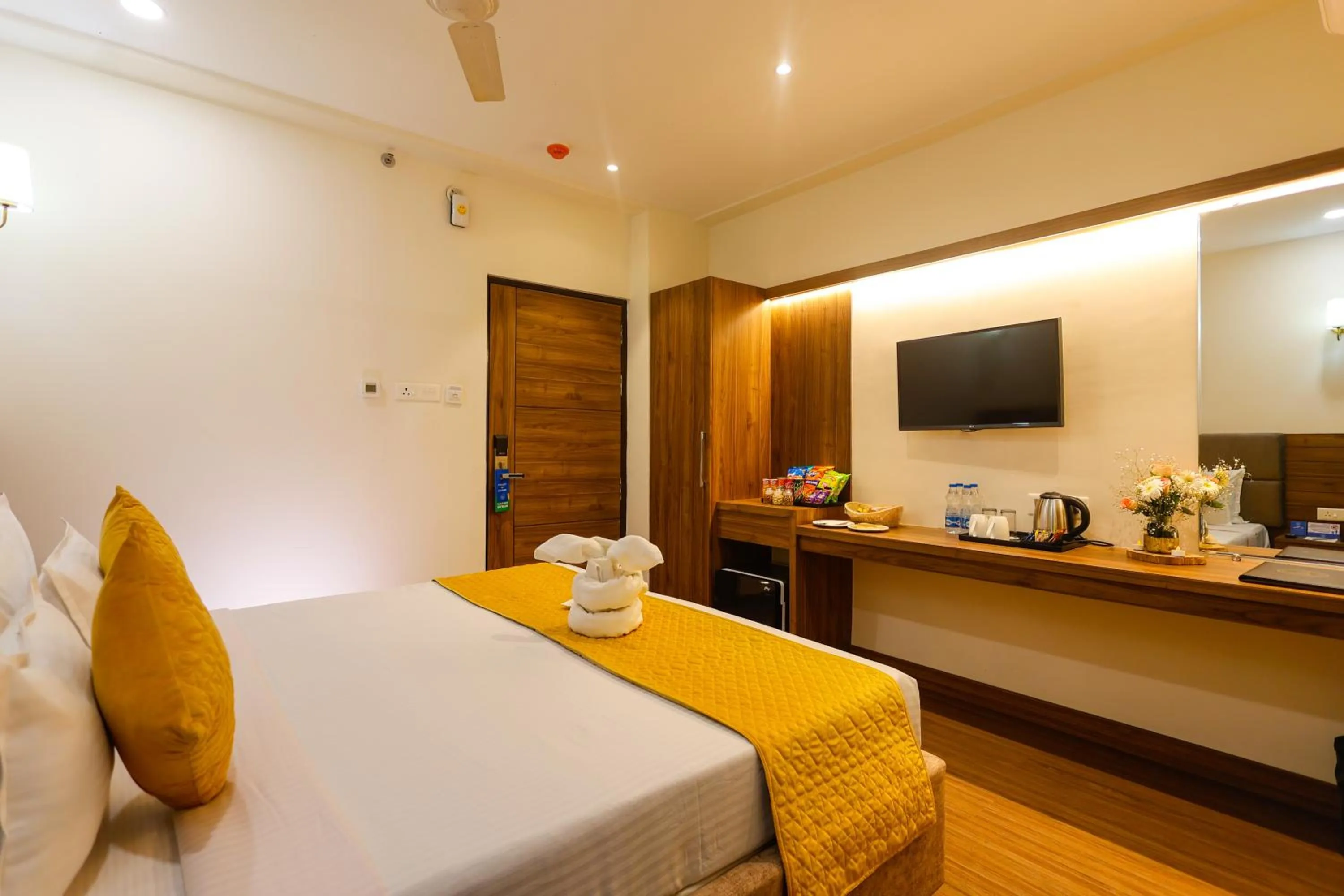 Bed in Hotel Dolphin International