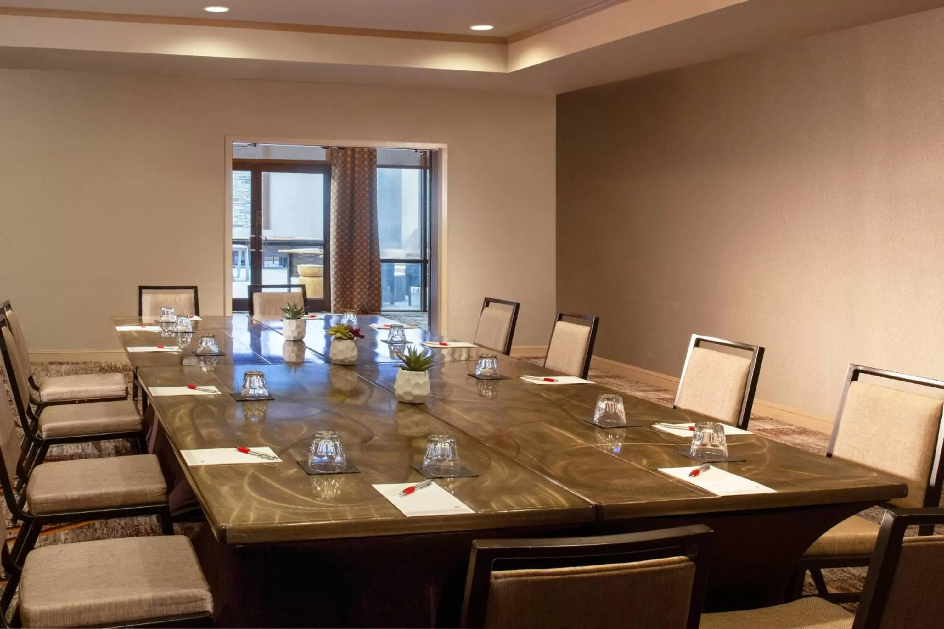 Meeting/conference room in Marriott Raleigh Durham Research Triangle Park