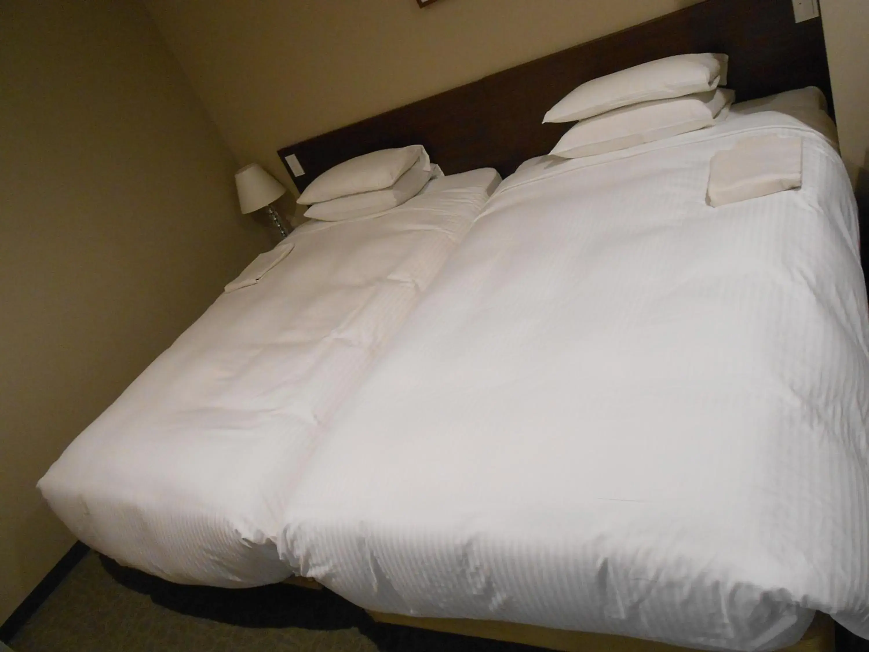 Photo of the whole room, Bed in Hotel Crown Hills Sendai Aoba-dori