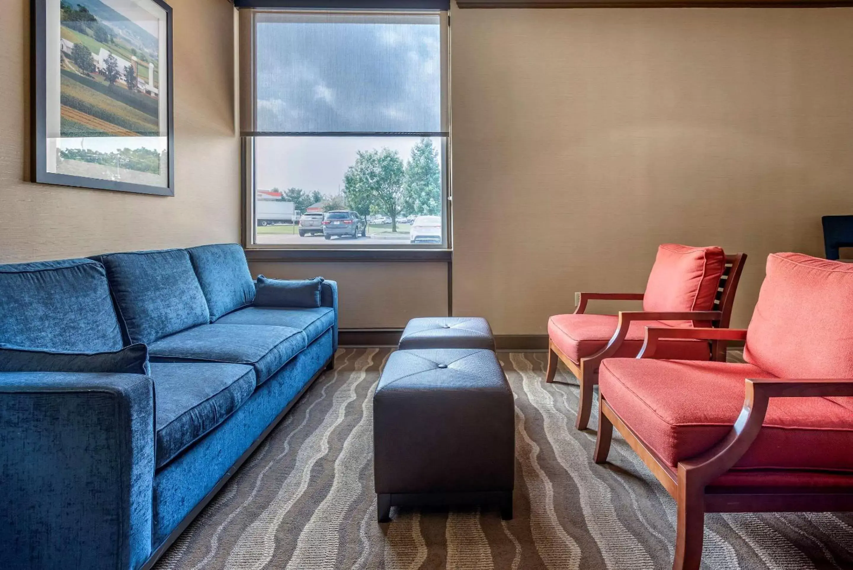 Other, Seating Area in Comfort Inn Lancaster County North