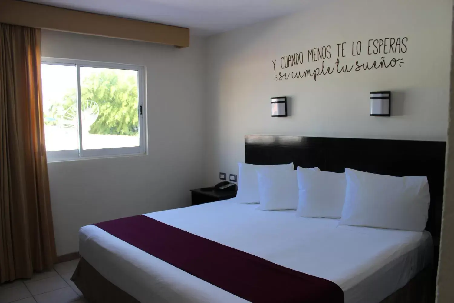 Bed in Hotel Colonial de Merida