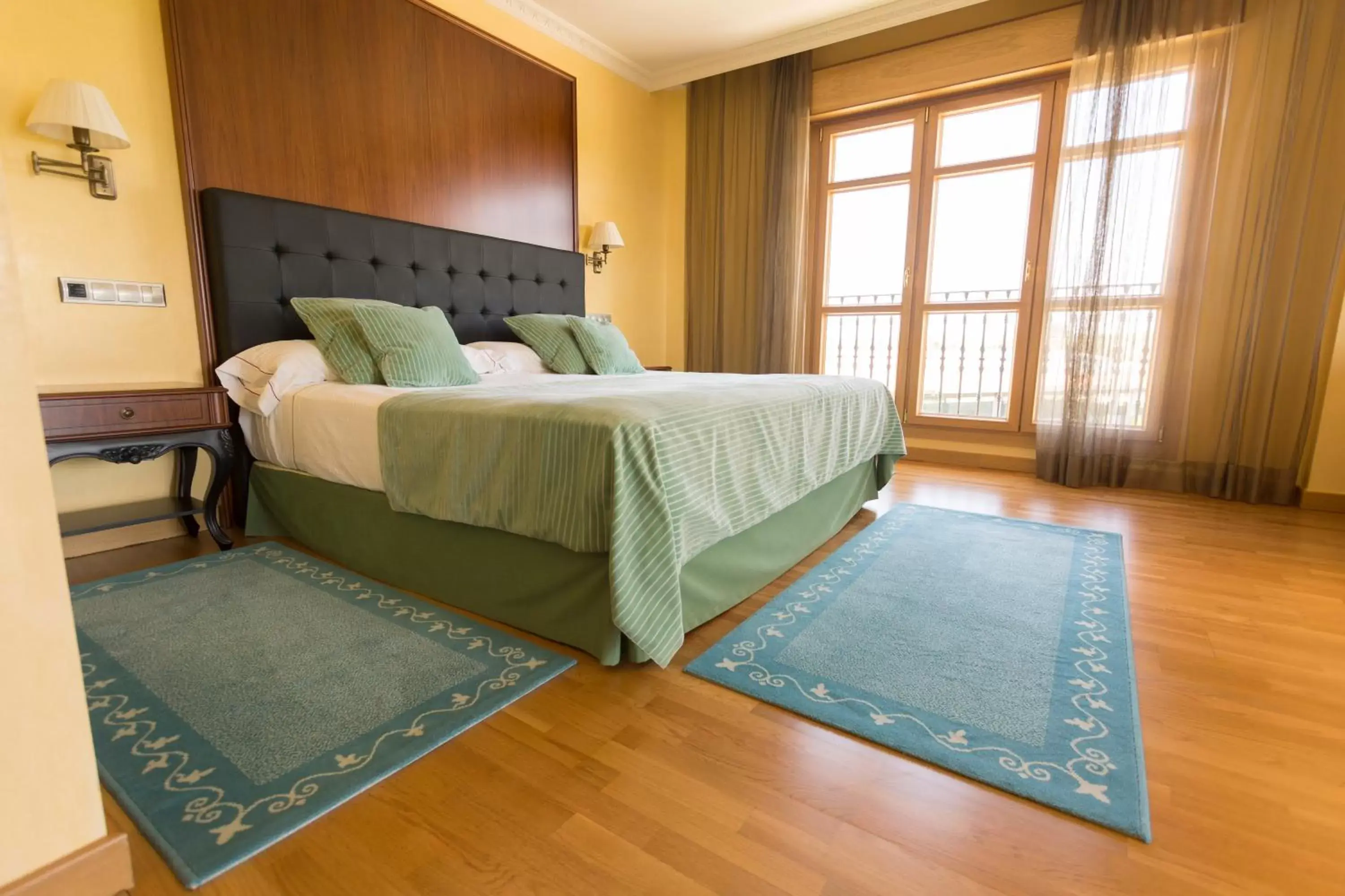 Bedroom, Bed in Hotel Torremilanos