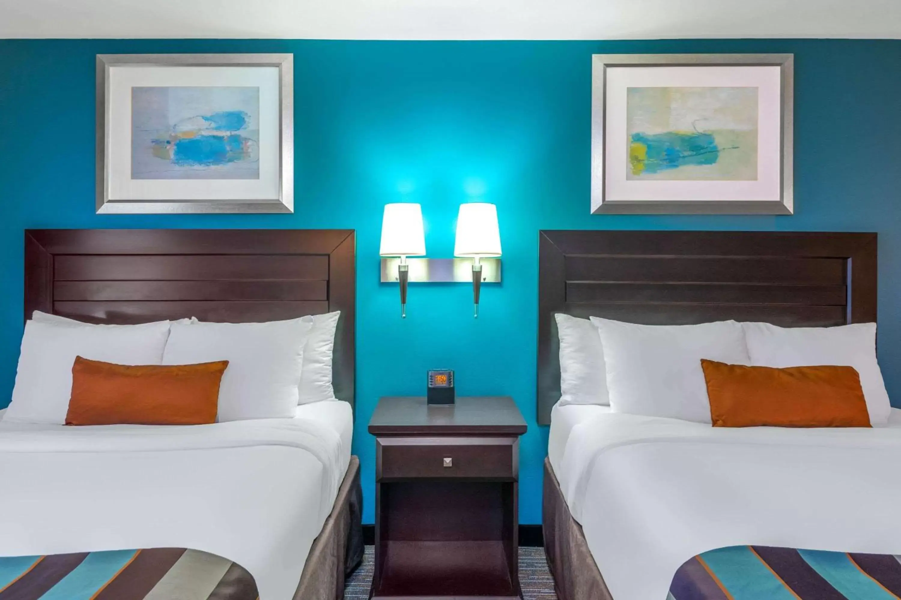 Photo of the whole room, Bed in Wingate by Wyndham - St. George Photo of the whole room, Bed in Wingate by Wyndham - St. George