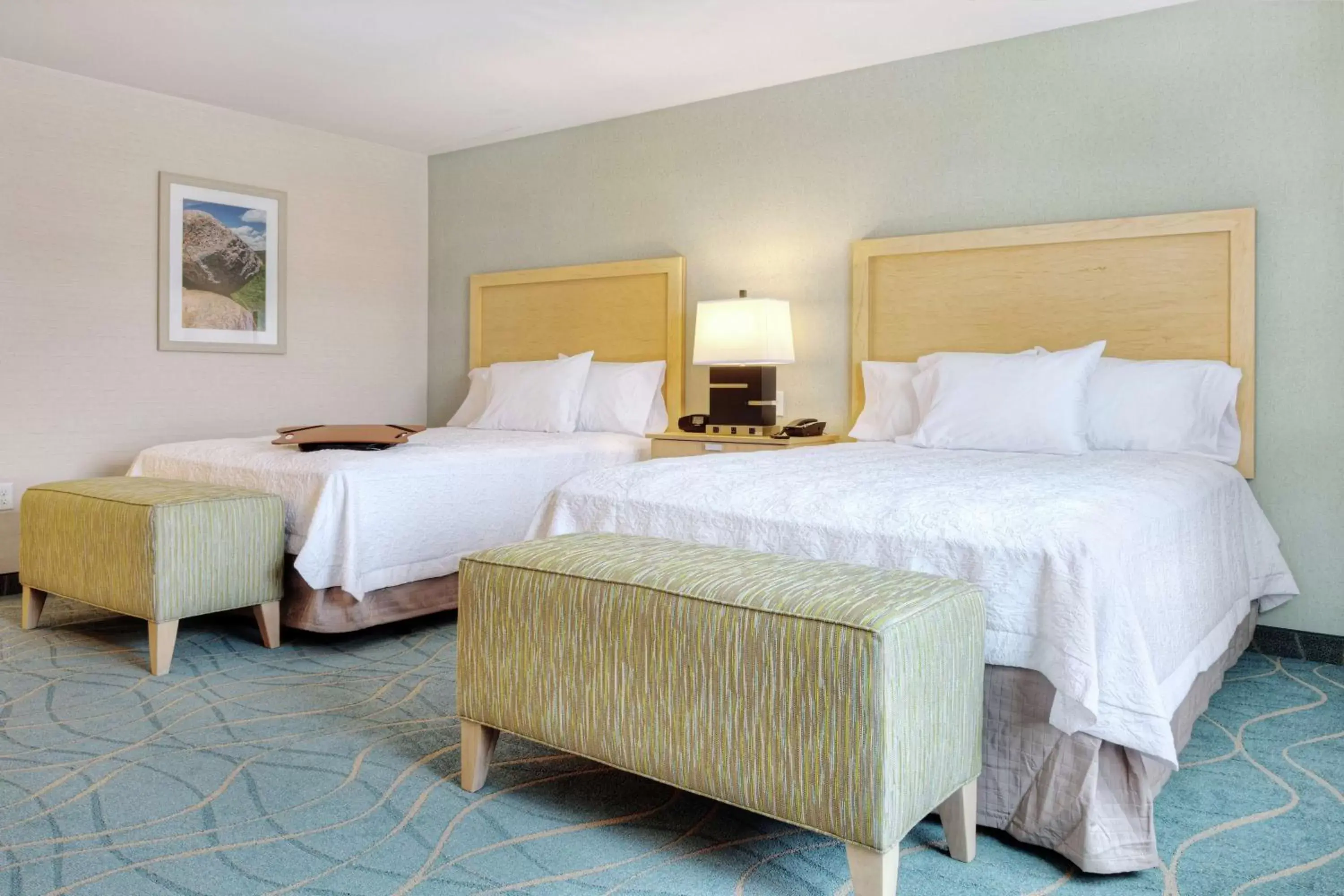 Living room, Bed in Hampton Inn Bar Harbor Living room, Bed in Hampton Inn Bar Harbor