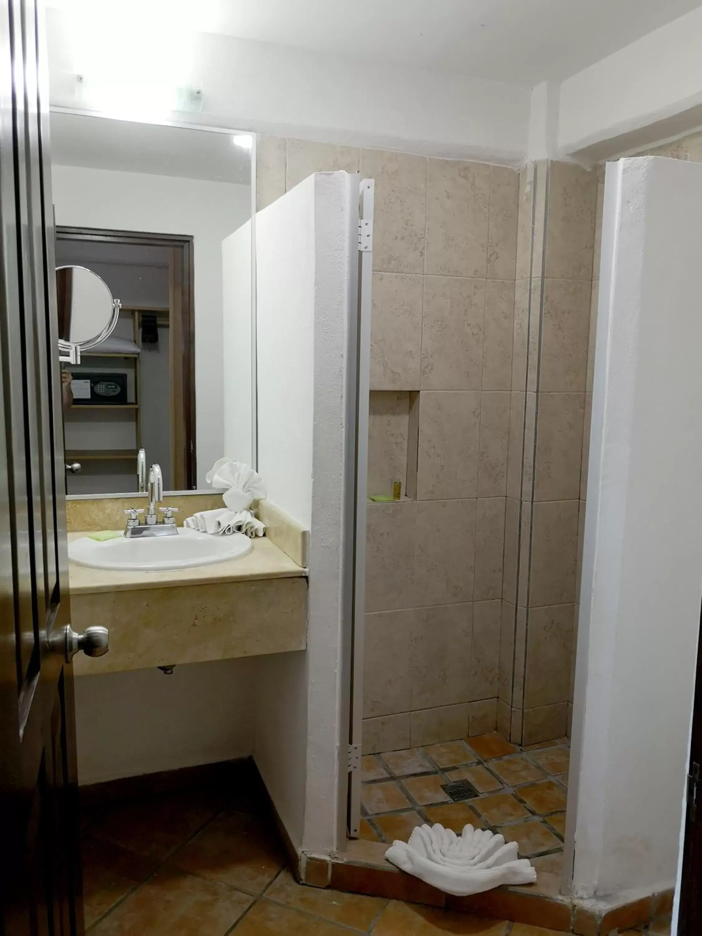 Bathroom in Hotel El Pescador