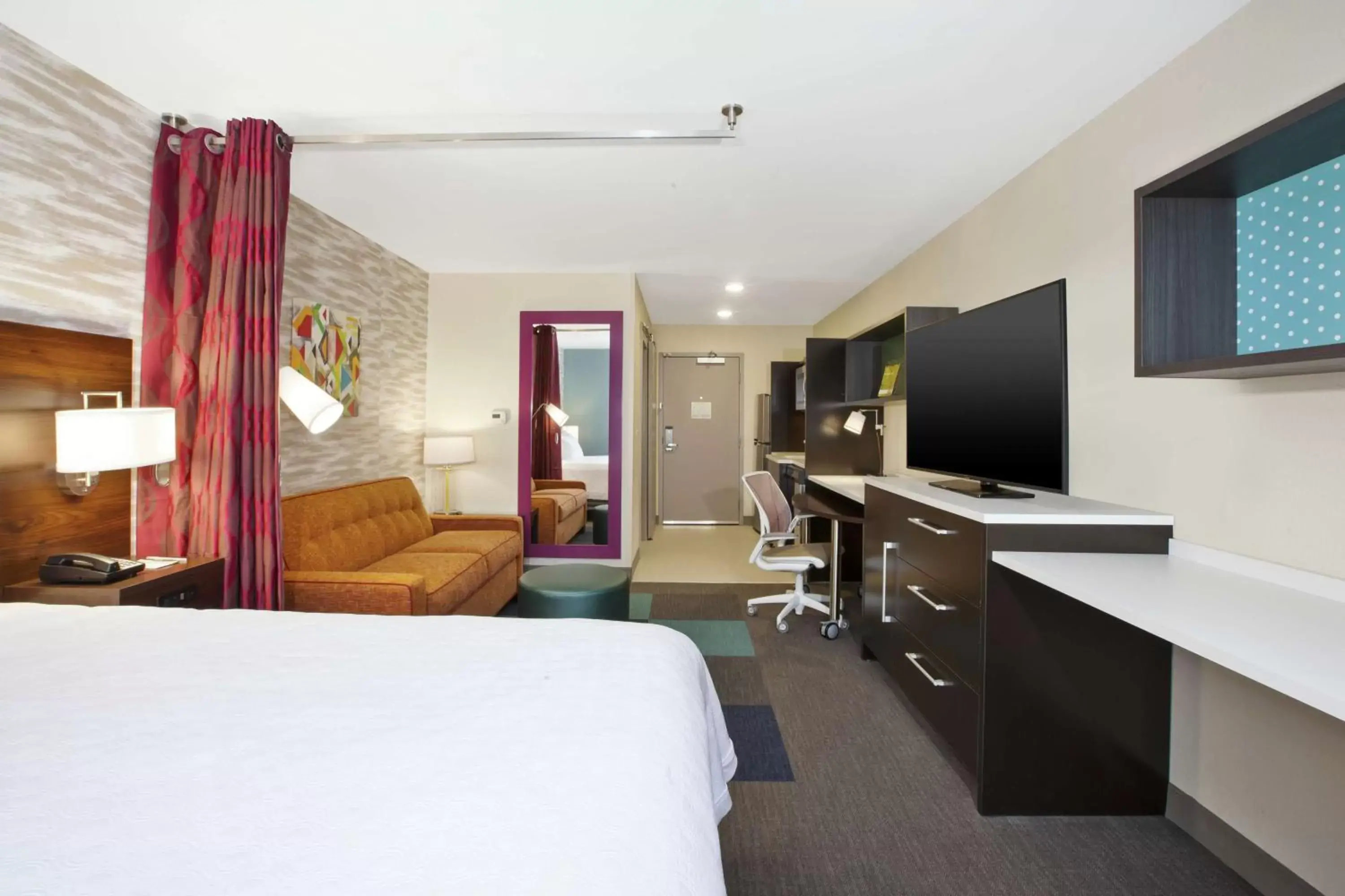 Bedroom, Bed in Home2 Suites By Hilton West Bloomfield, Mi Bedroom, Bed in Home2 Suites By Hilton West Bloomfield, Mi