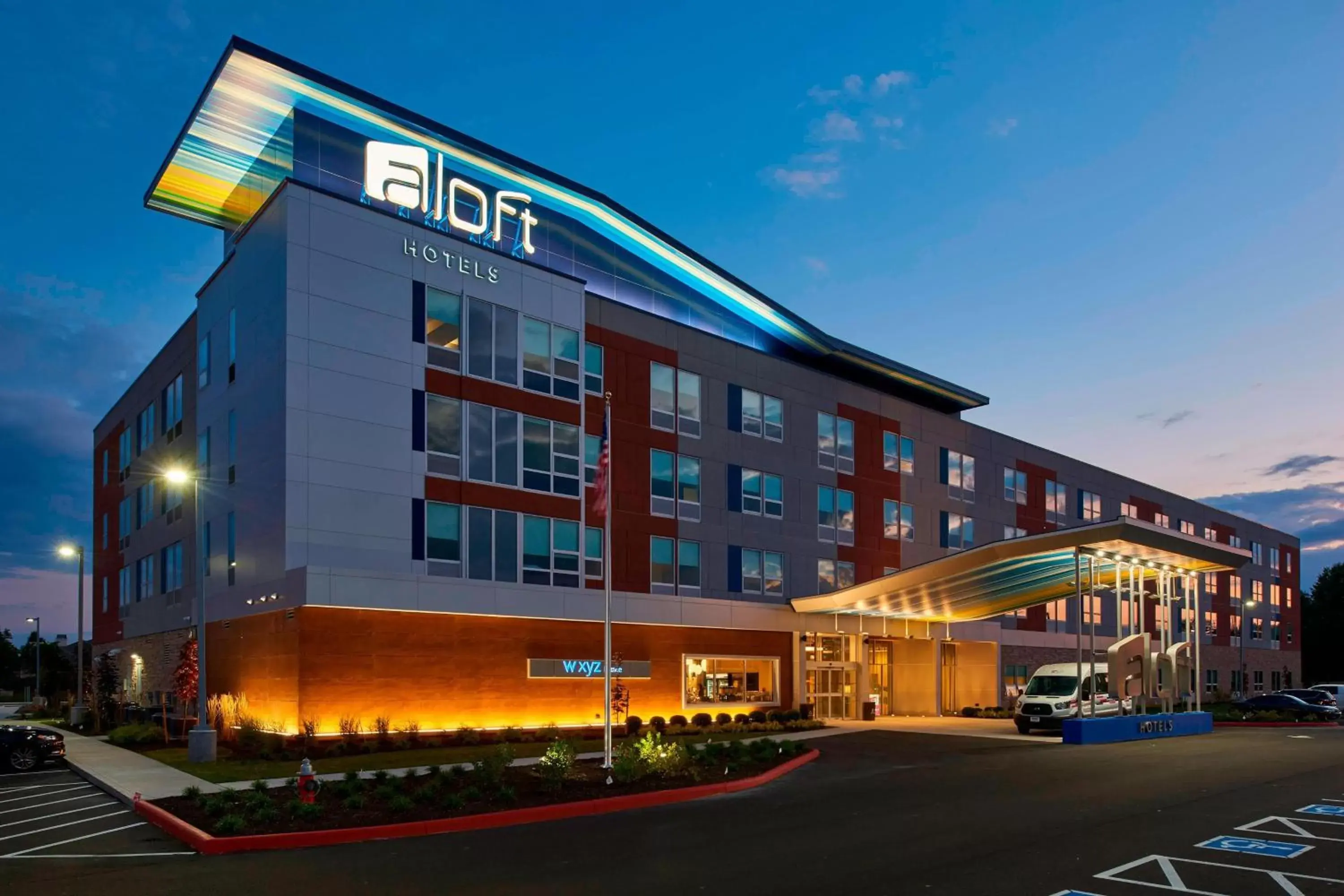 Property Building in Aloft Cleveland Airport
