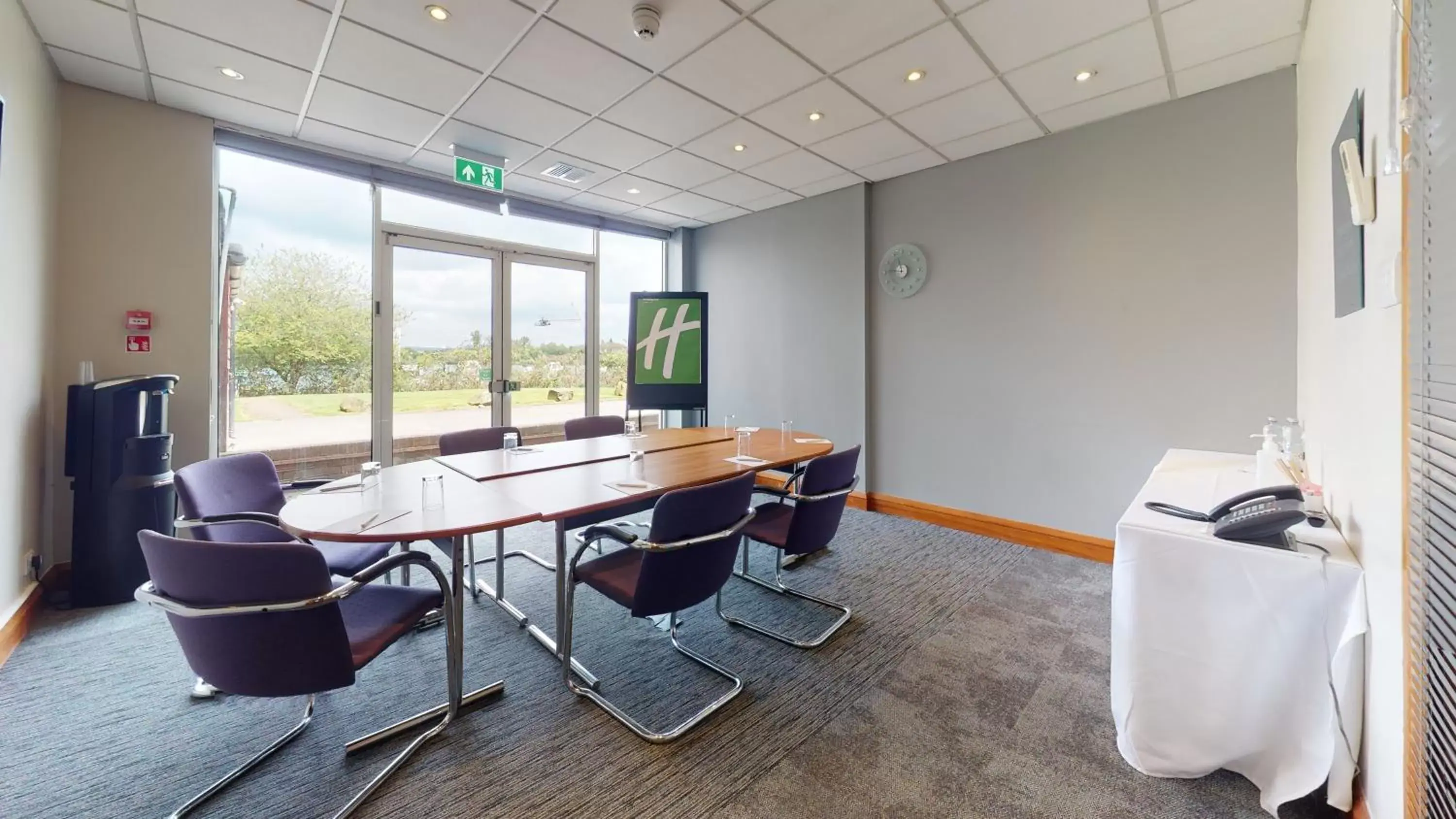 Meeting/conference room in Holiday Inn Basildon, an IHG Hotel