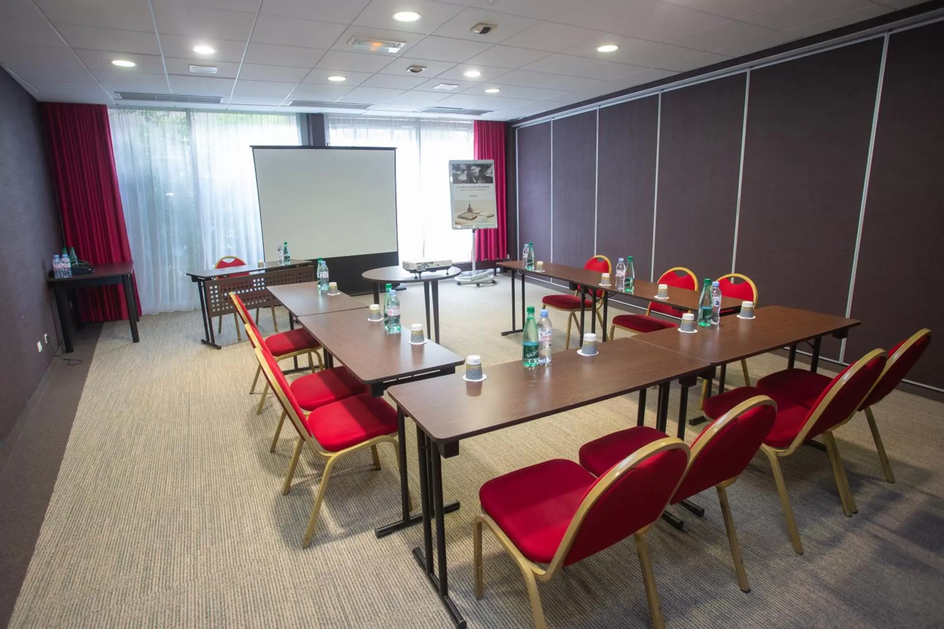 Meeting/conference room in Mercure Vannes Le Port
