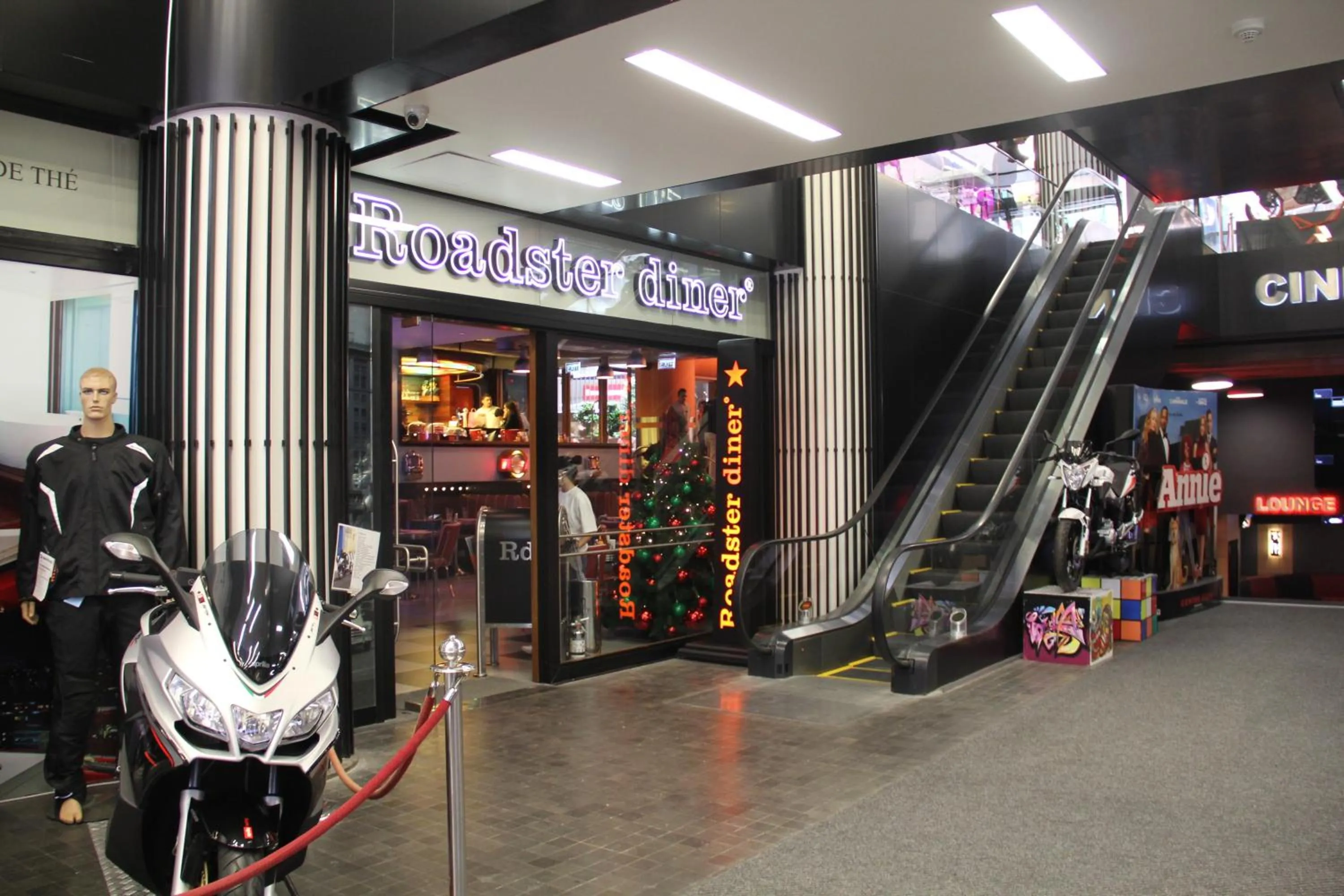 Area and facilities in 1866 Court & Suites Hotel