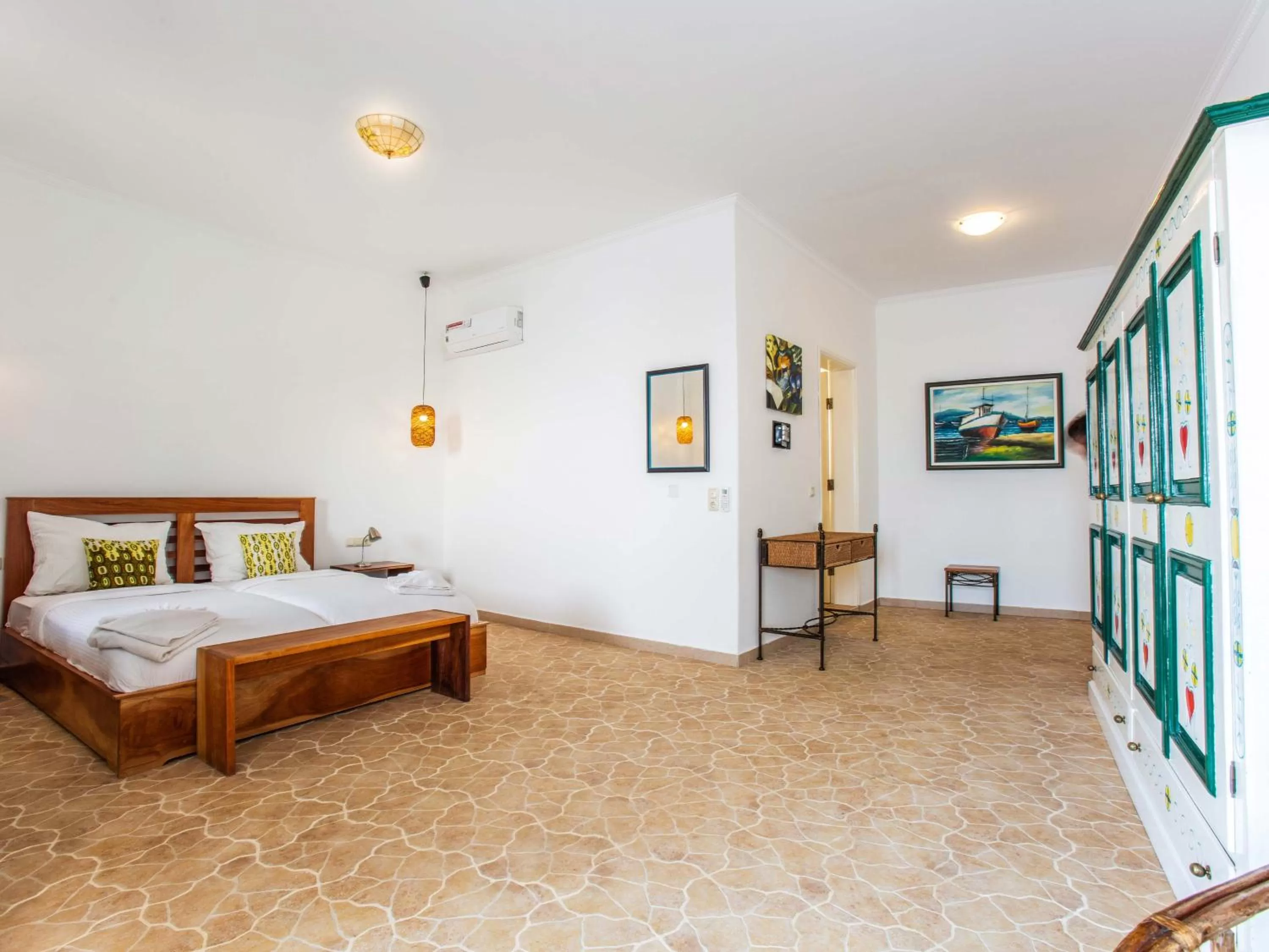 Photo of the whole room, Bed in King Fisher Village Eco-Boutique Hotel