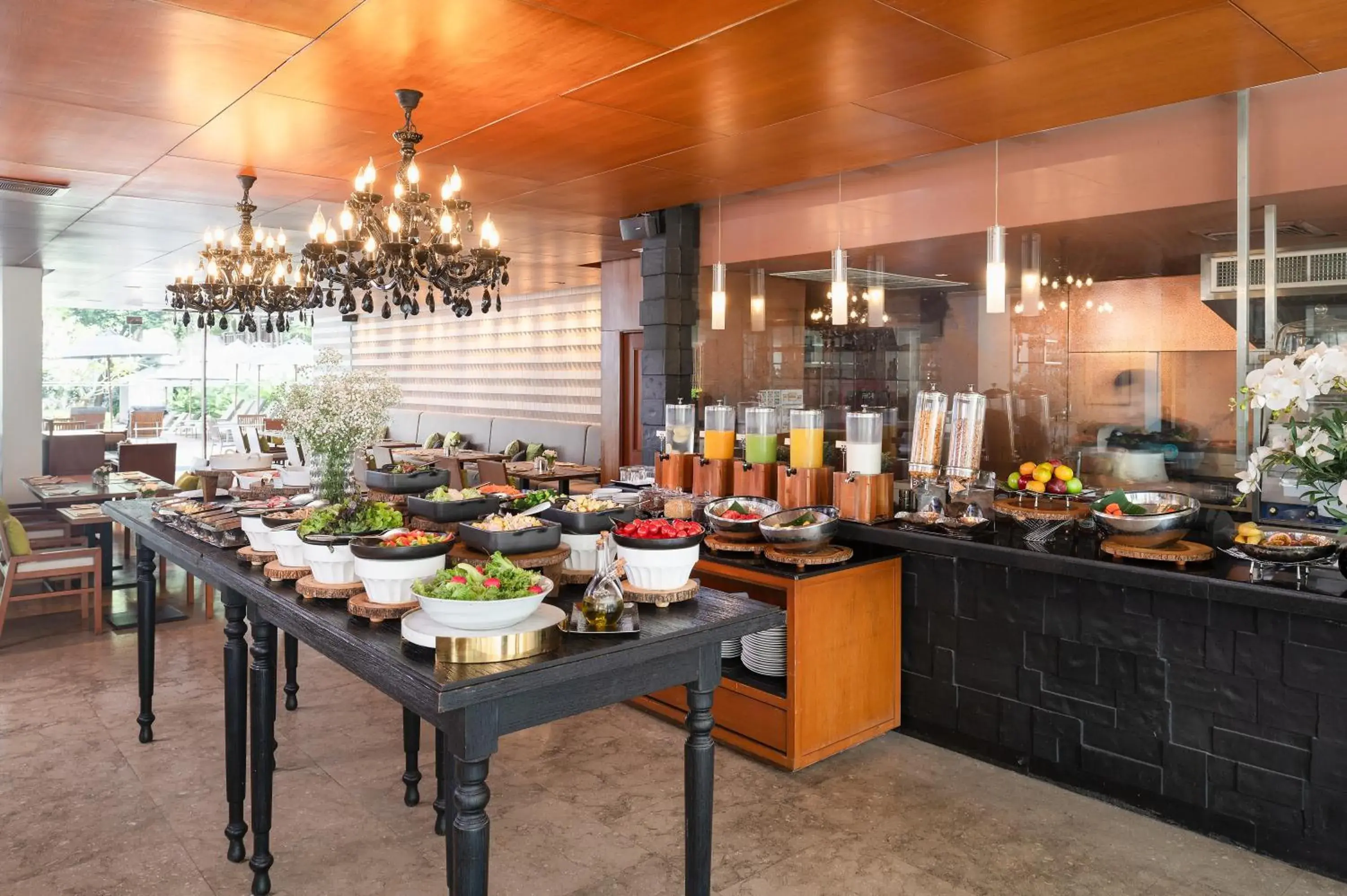 Buffet breakfast, Restaurant/Places to Eat in Woodlands Suites Serviced Residences - SHA Extra Plus