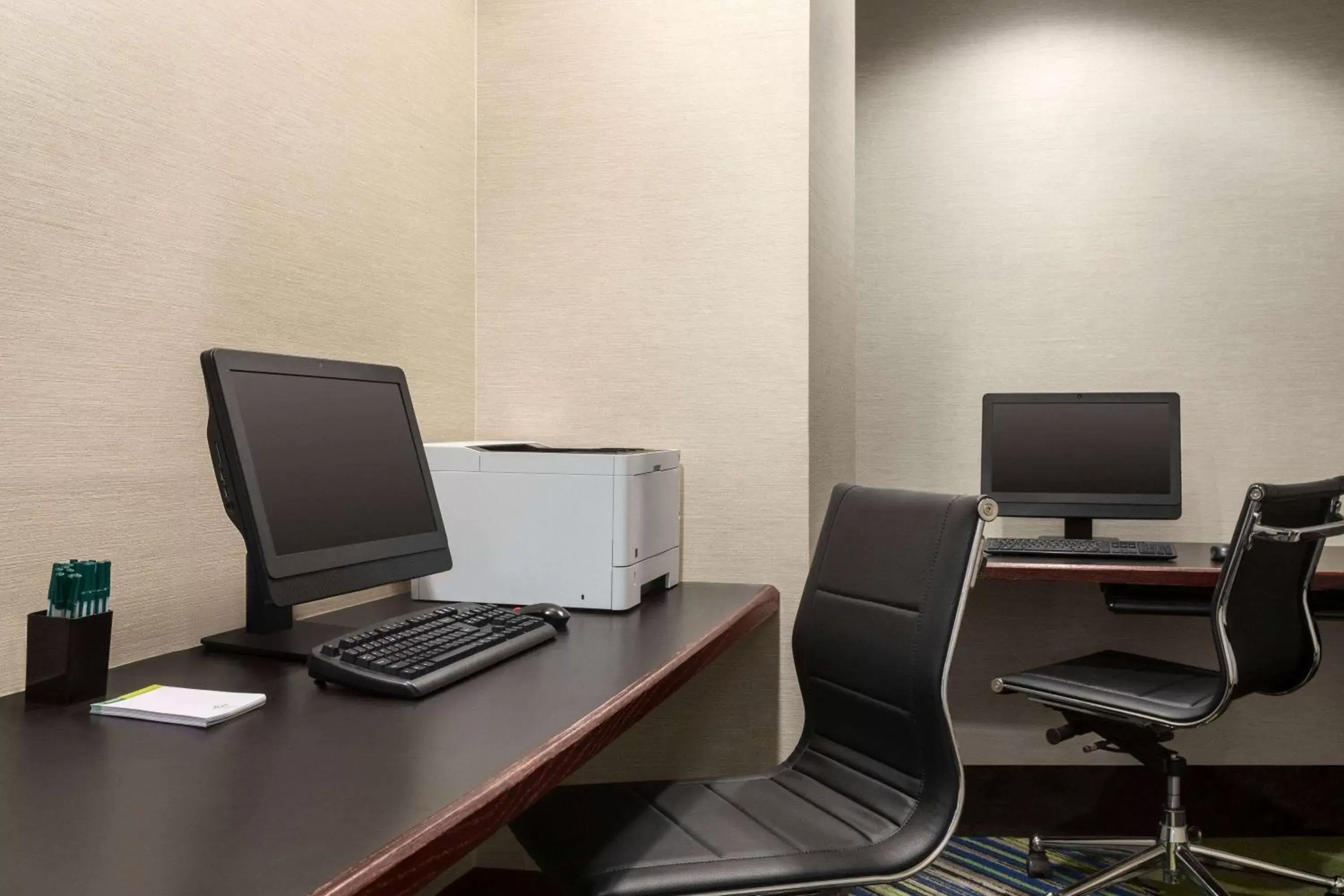 Business facilities, Business Area/Conference Room in Wingate by Wyndham Port Wentworth Savannah Area