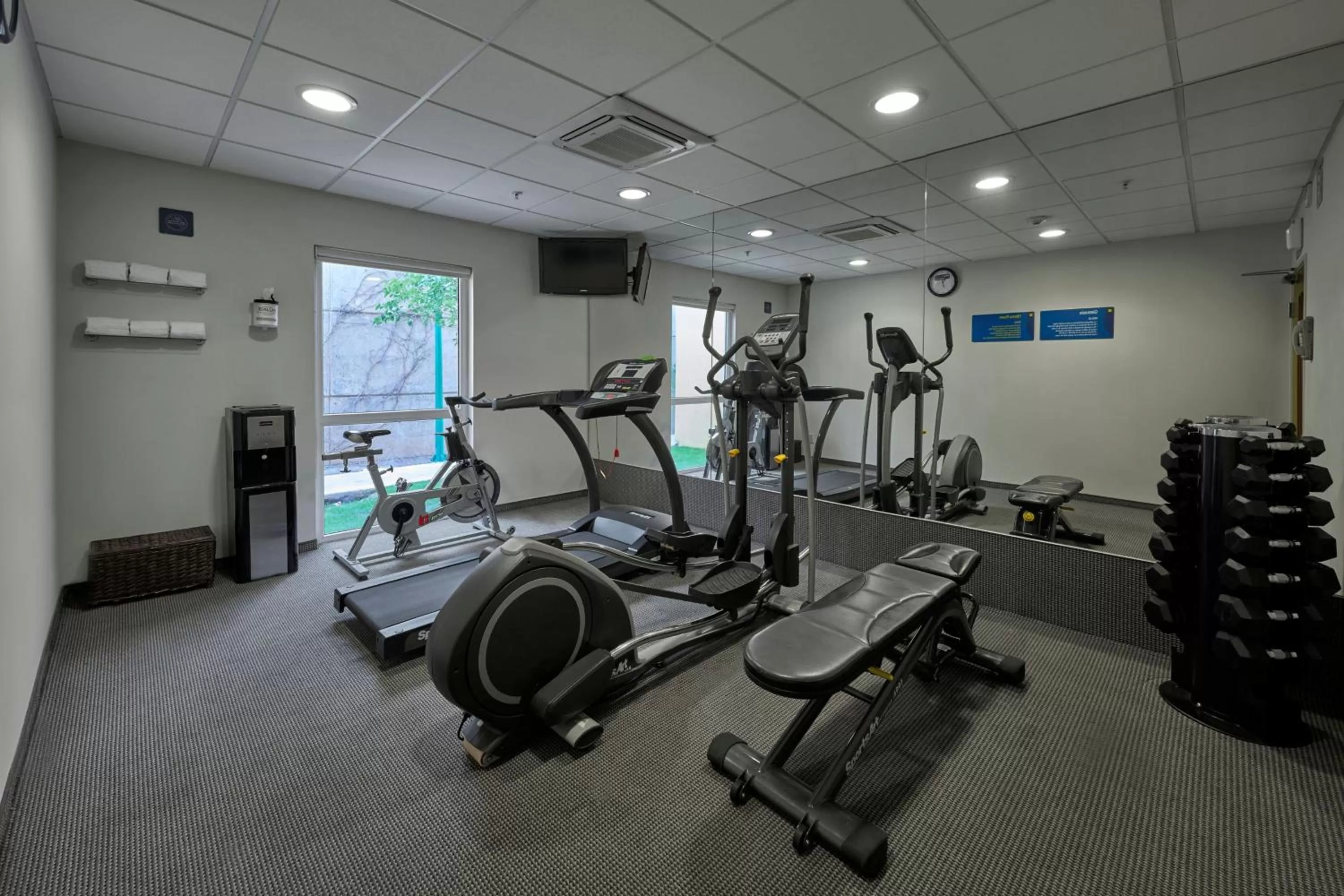 Fitness centre/facilities in City Express by Marriott Nogales