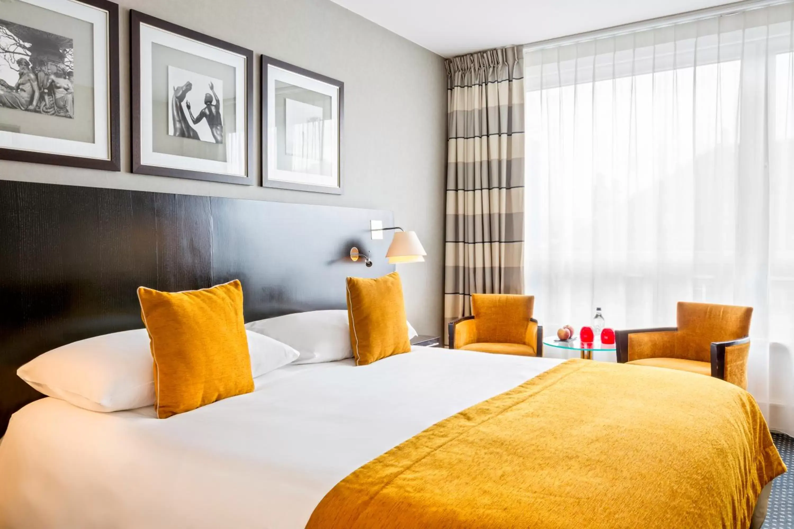 Bed in Auteuil Manotel Bed in Auteuil Manotel