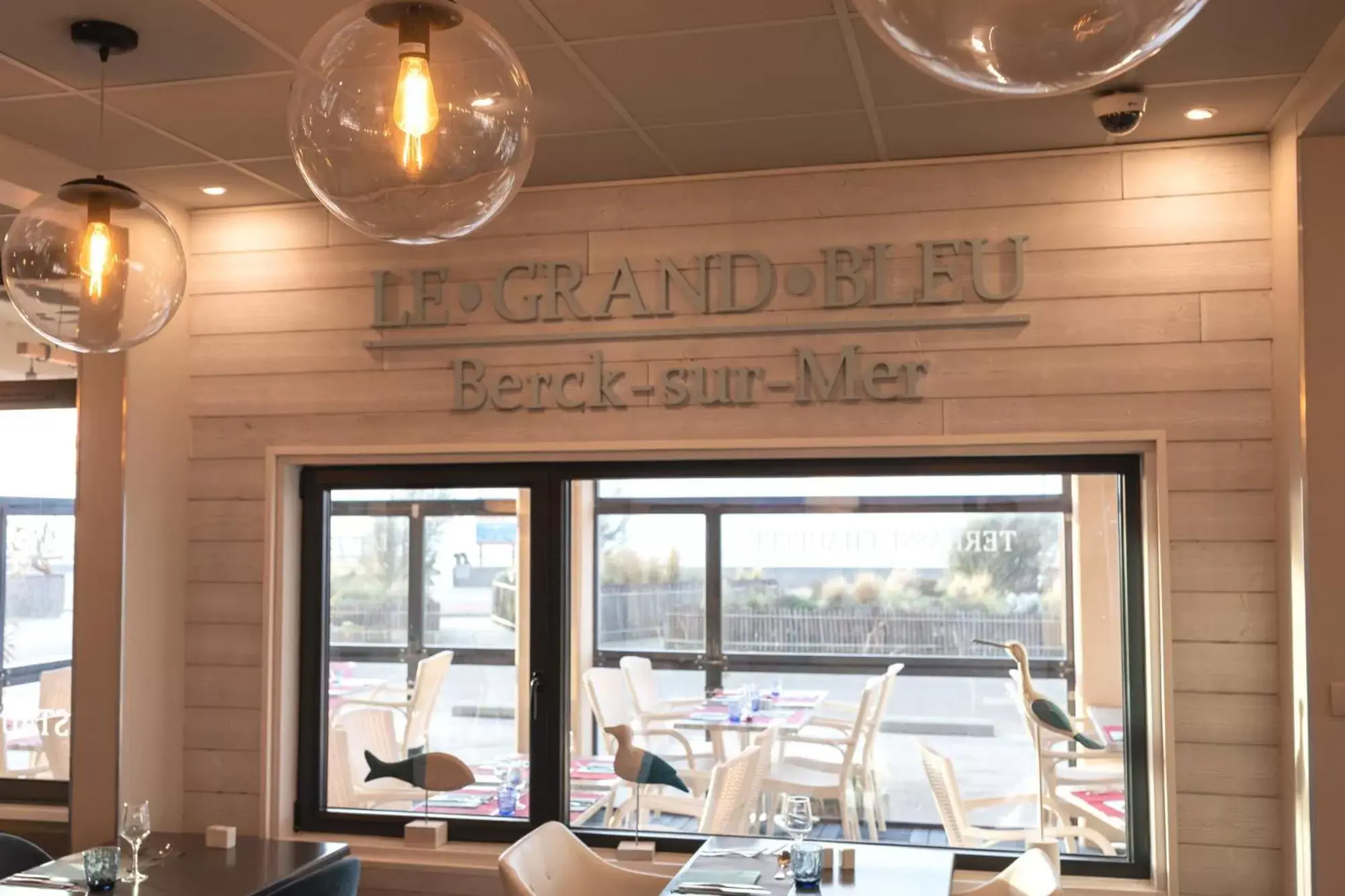 Restaurant/places to eat in The Originals Boutique, Hôtel Neptune, Berck-sur-Mer (Inter-Hotel)