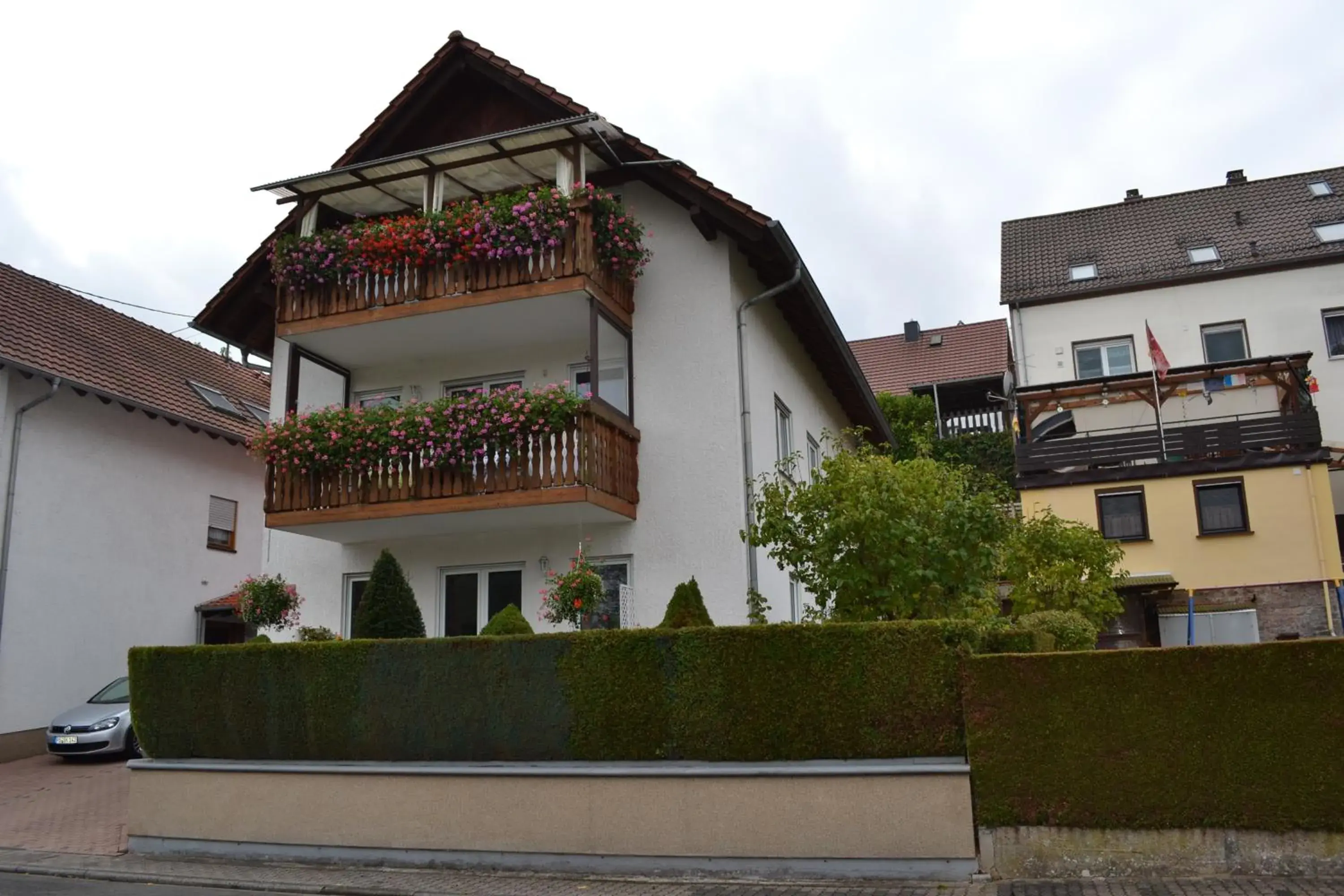 Facade/entrance, Property Building in Gästehaus Gebauer