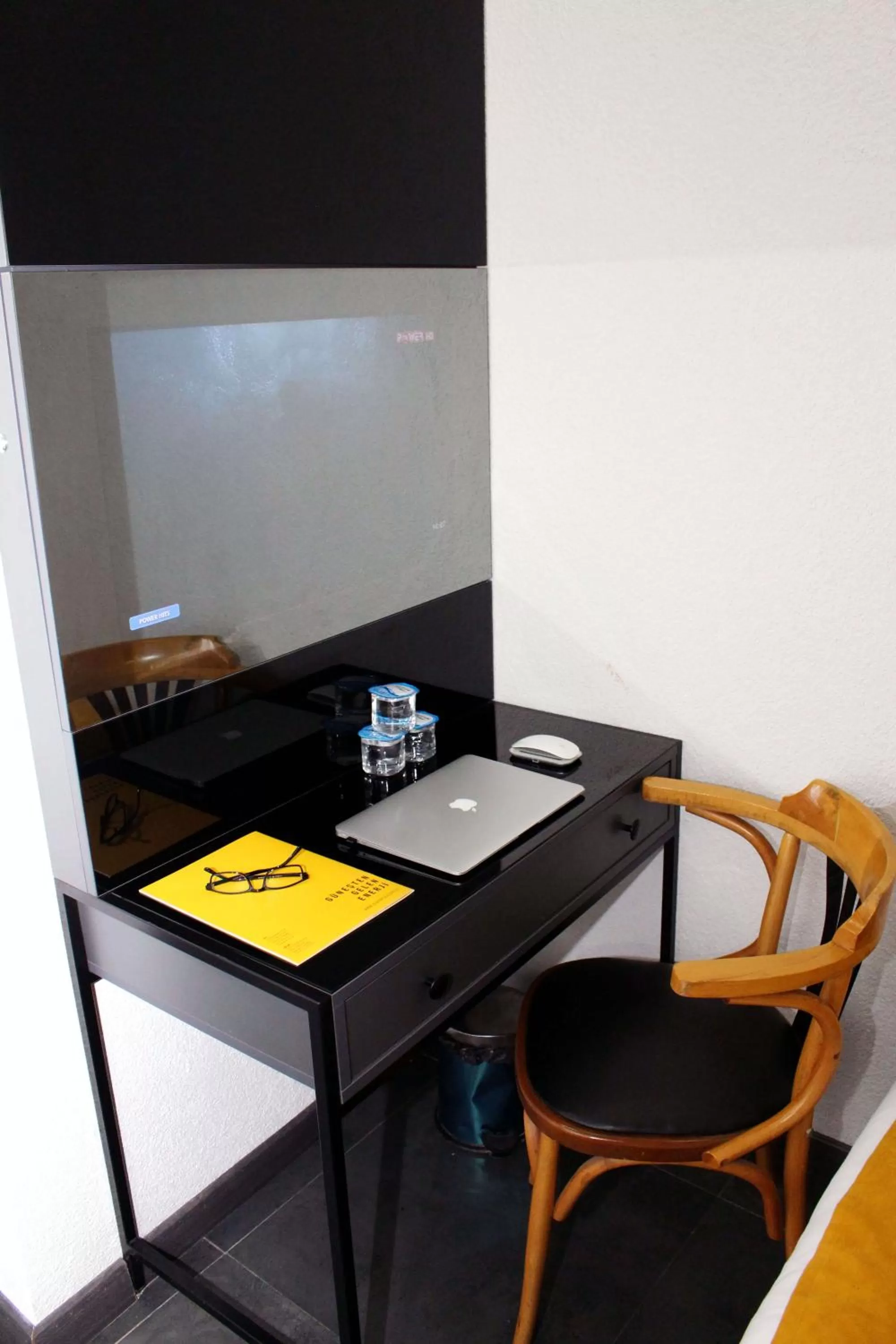 Seating area in Istanbul Fair Hotel