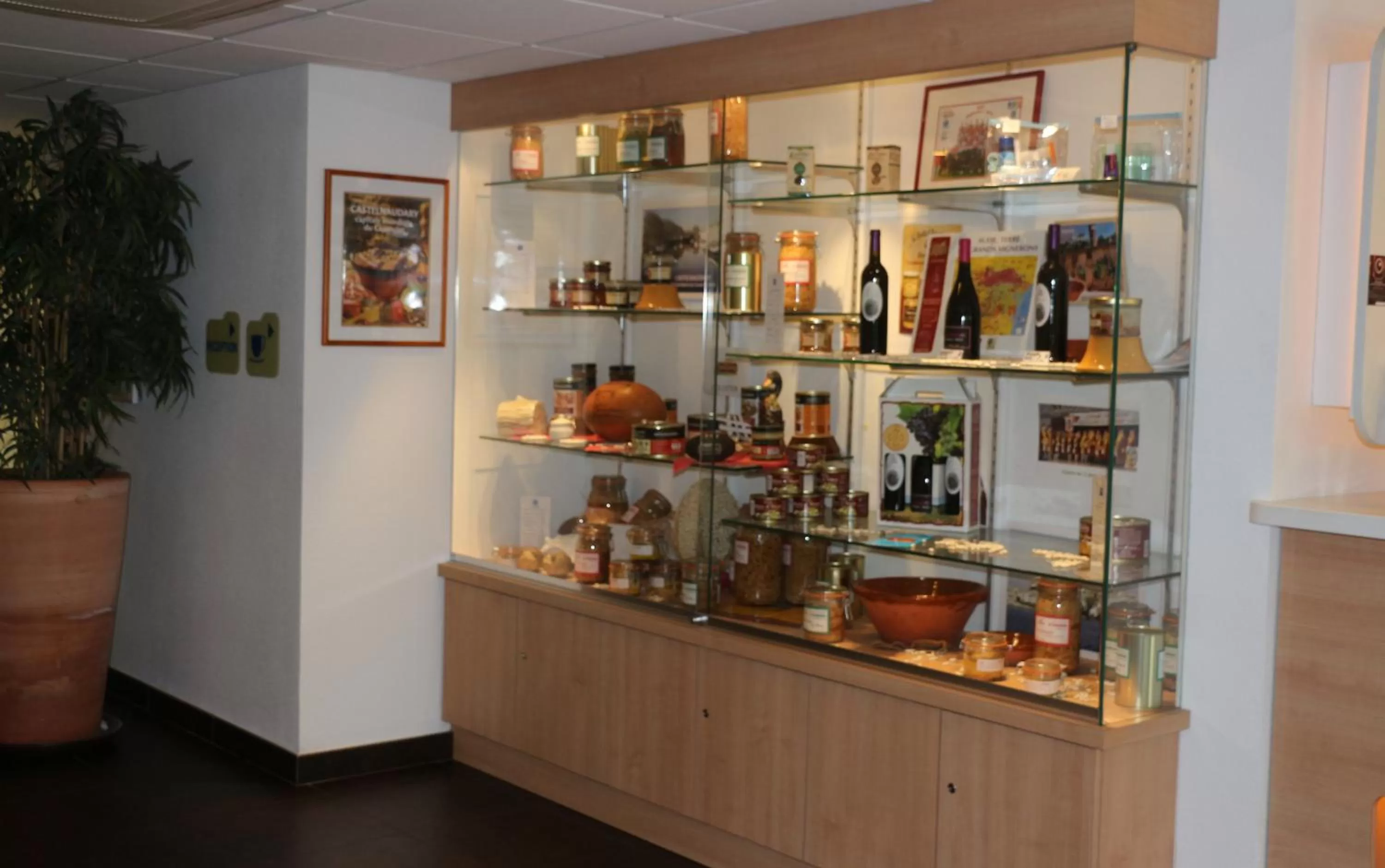 Lobby or reception in ibis budget Castelnaudary - A61