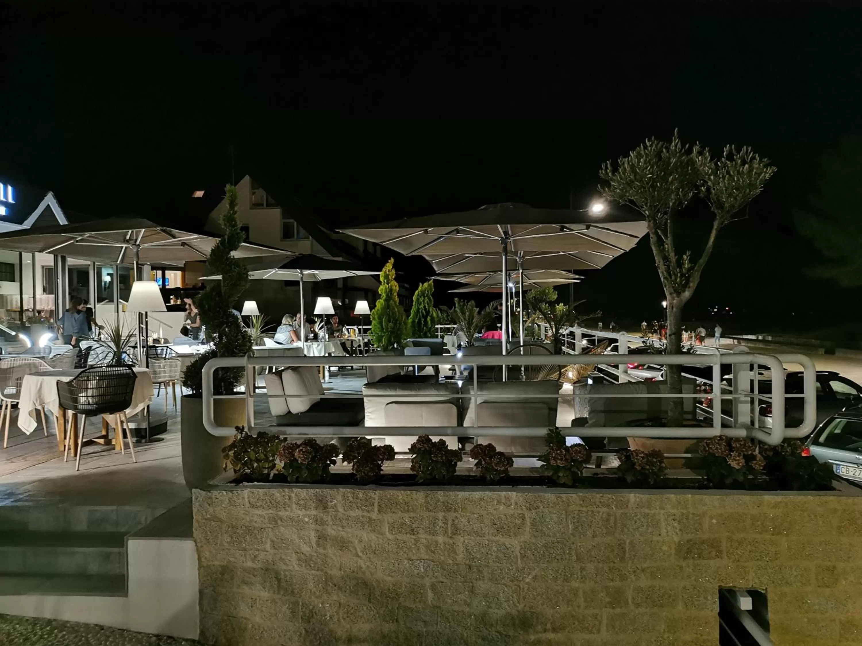 Patio in Le Diana Hôtel & Spa