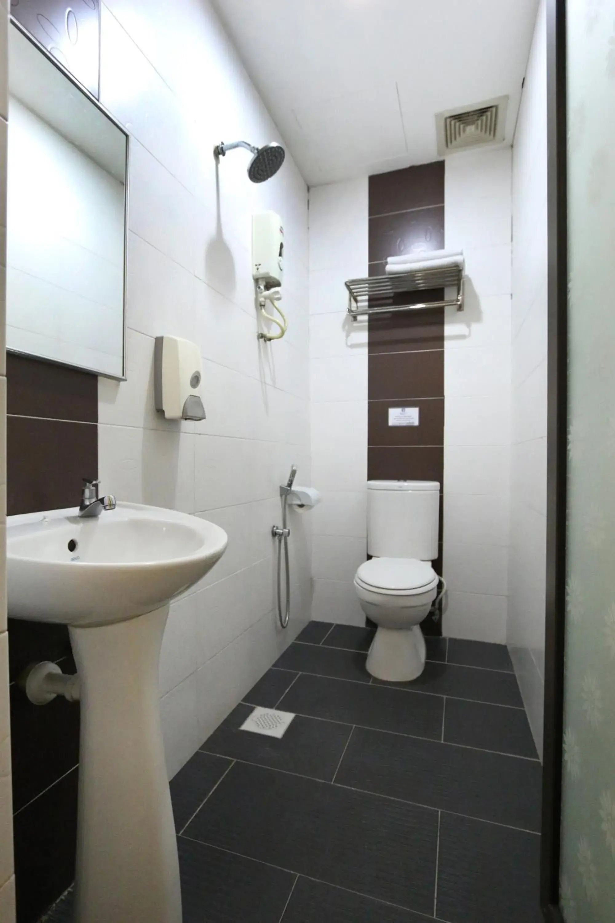 Toilet, Bathroom in Best View Hotel Puchong