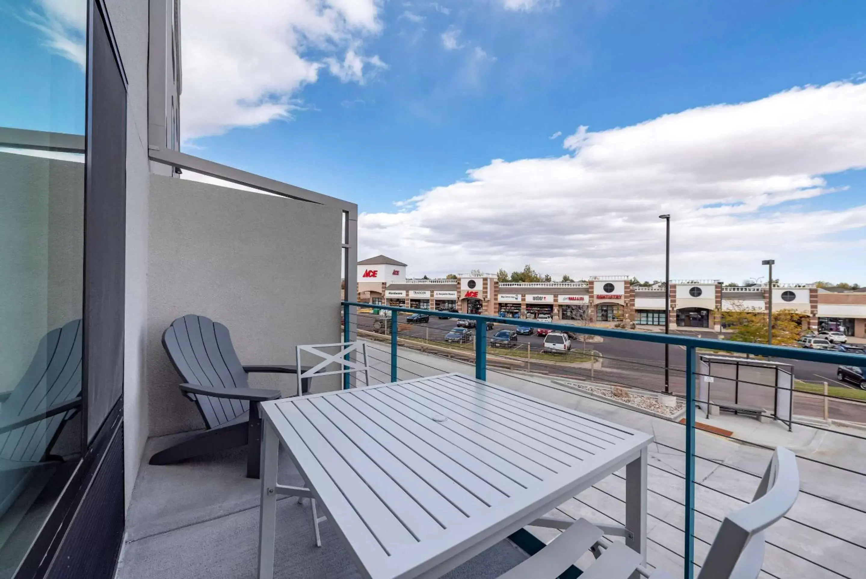 Balcony/Terrace in MainStay Suites Colorado Springs East - Medical Center Area