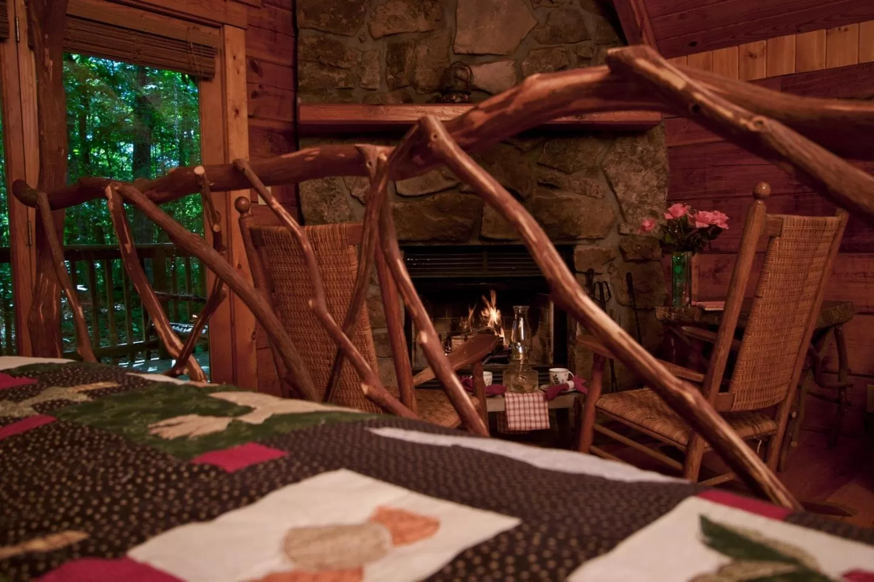 Photo of the whole room in Creekwalk Inn Bed and Breakfast with Cabins