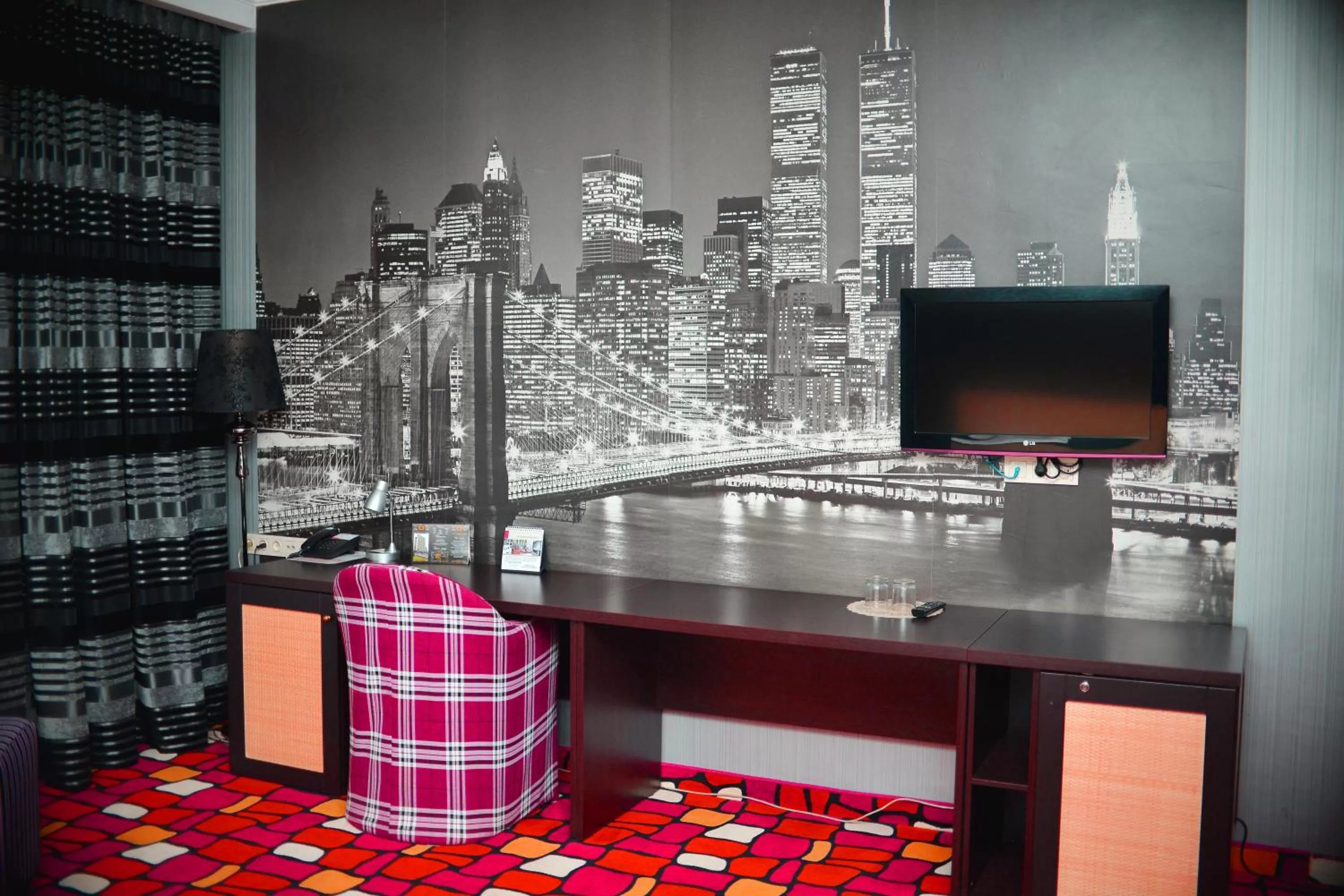 Communal lounge/ TV room, TV/Entertainment Center in Sapar Standart Hotel