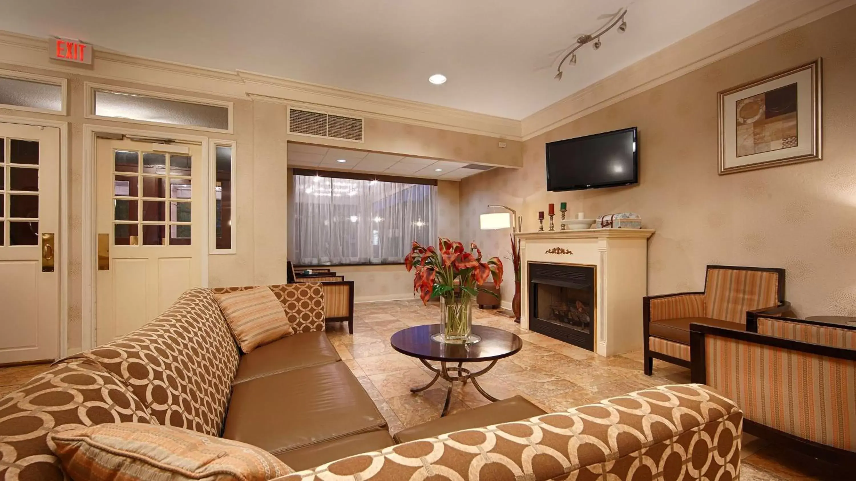 Lobby or reception, Seating Area in Best Western Watertown/Fort Drum