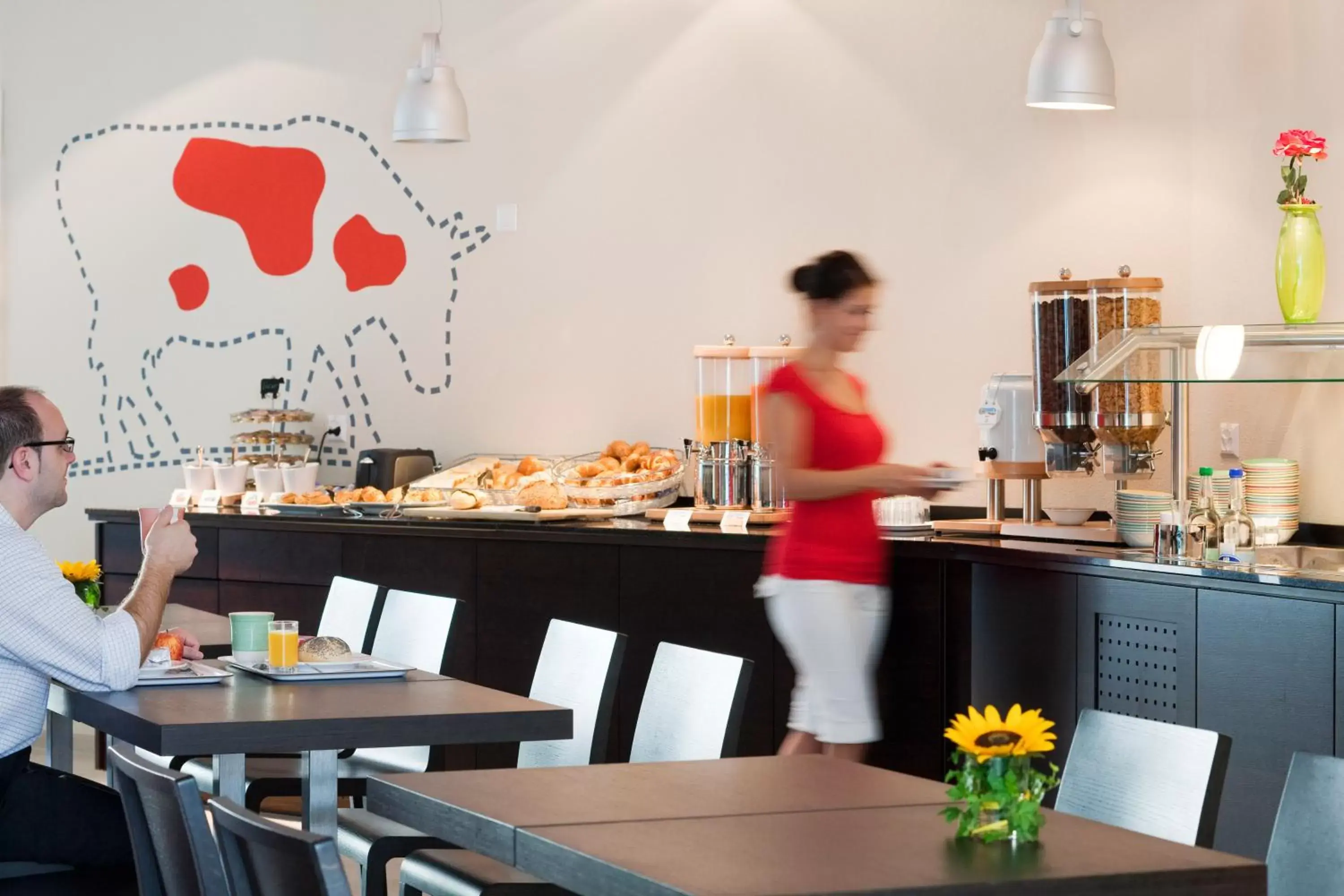 Buffet breakfast, Restaurant/Places to Eat in ibis Basel Bahnhof