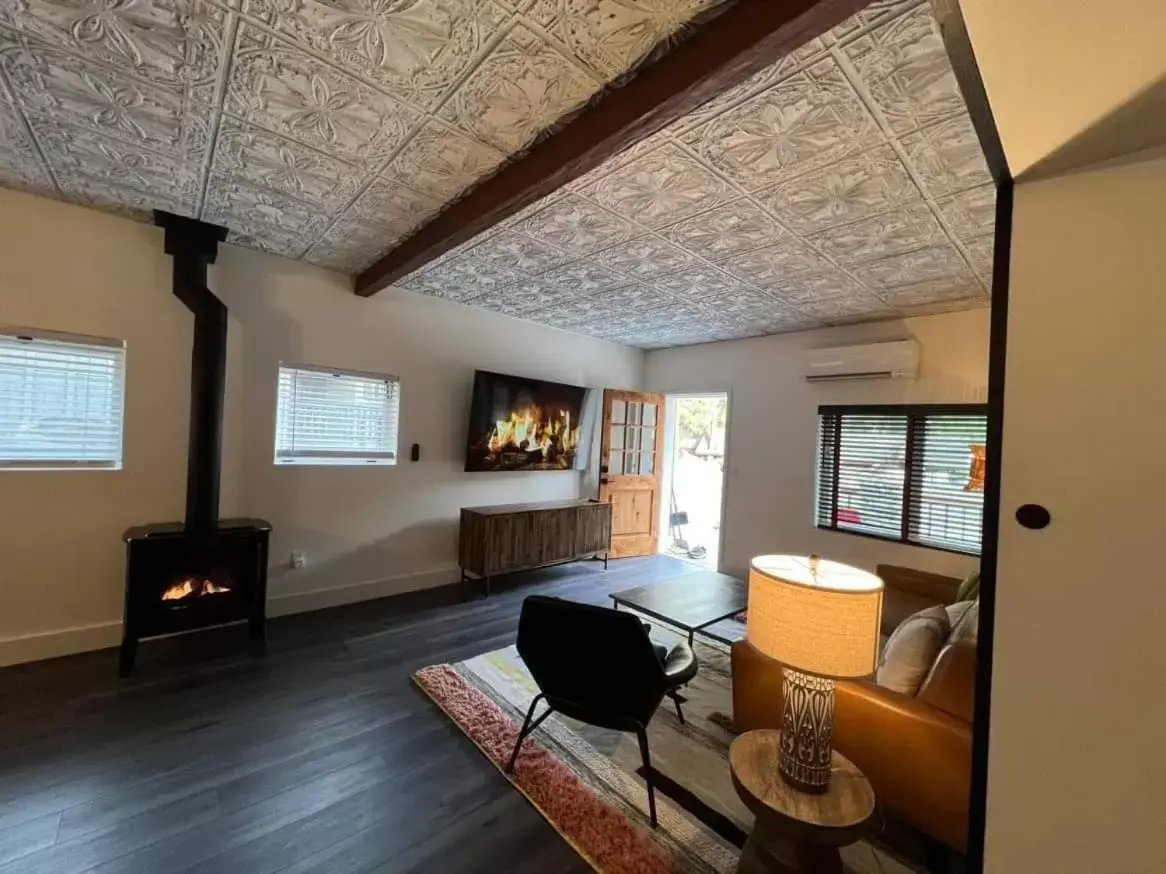 The Creekstone The Creekstone