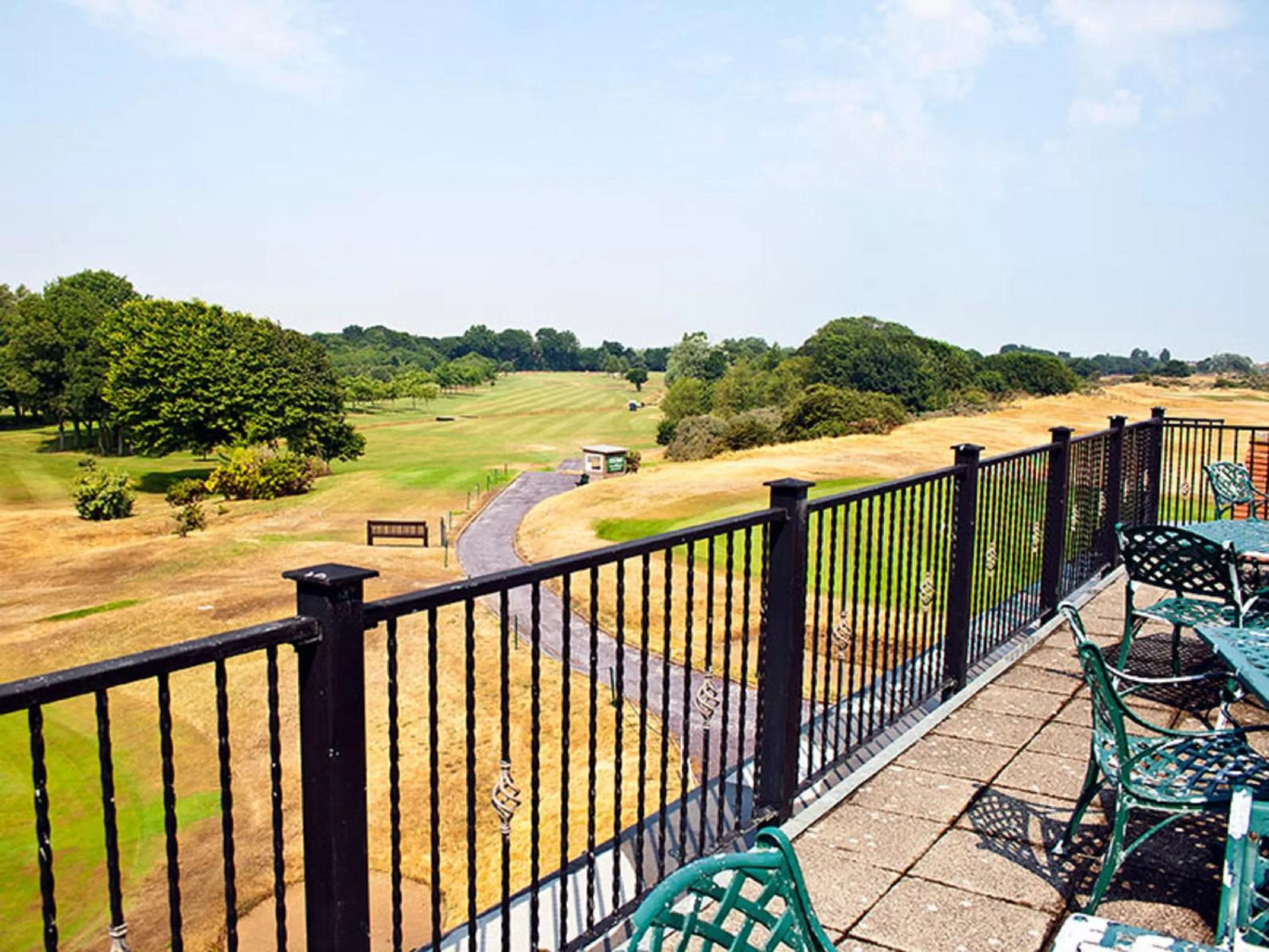 Balcony/Terrace in North Shore Hotel