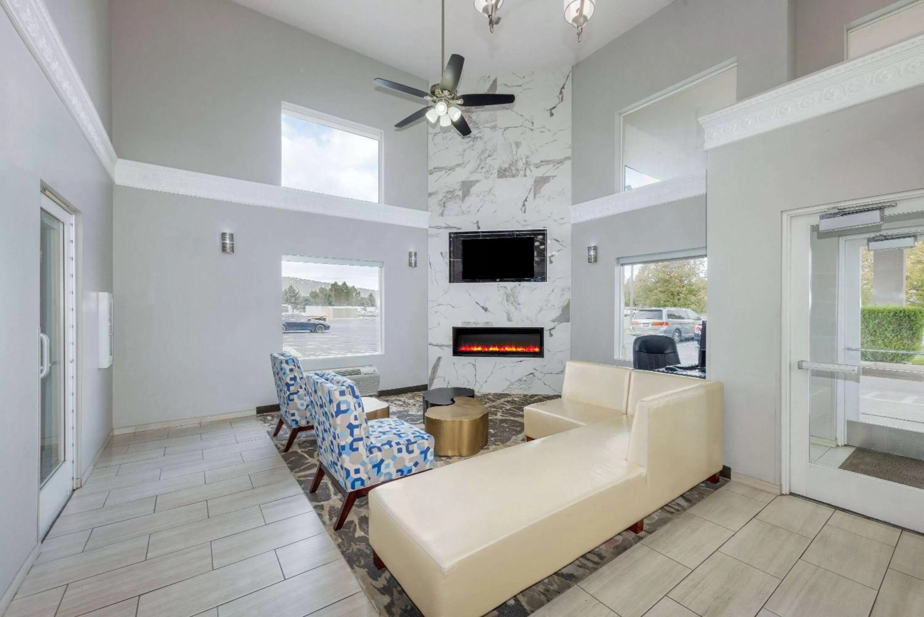 Lobby or reception in Days Inn by Wyndham Springville