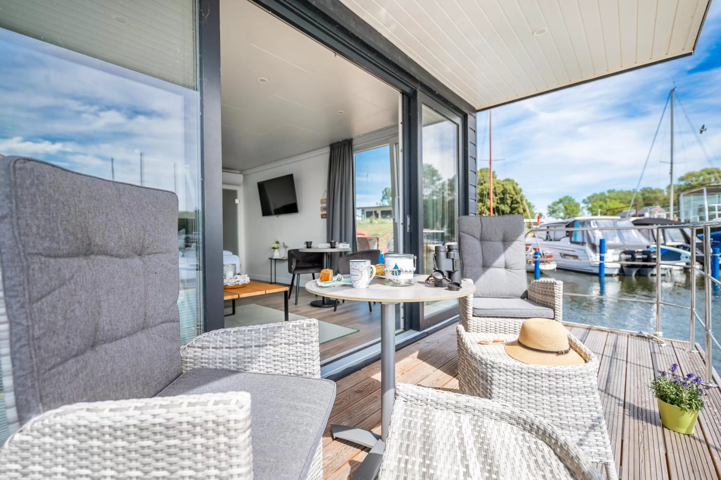 Day in Marina Martinshafen