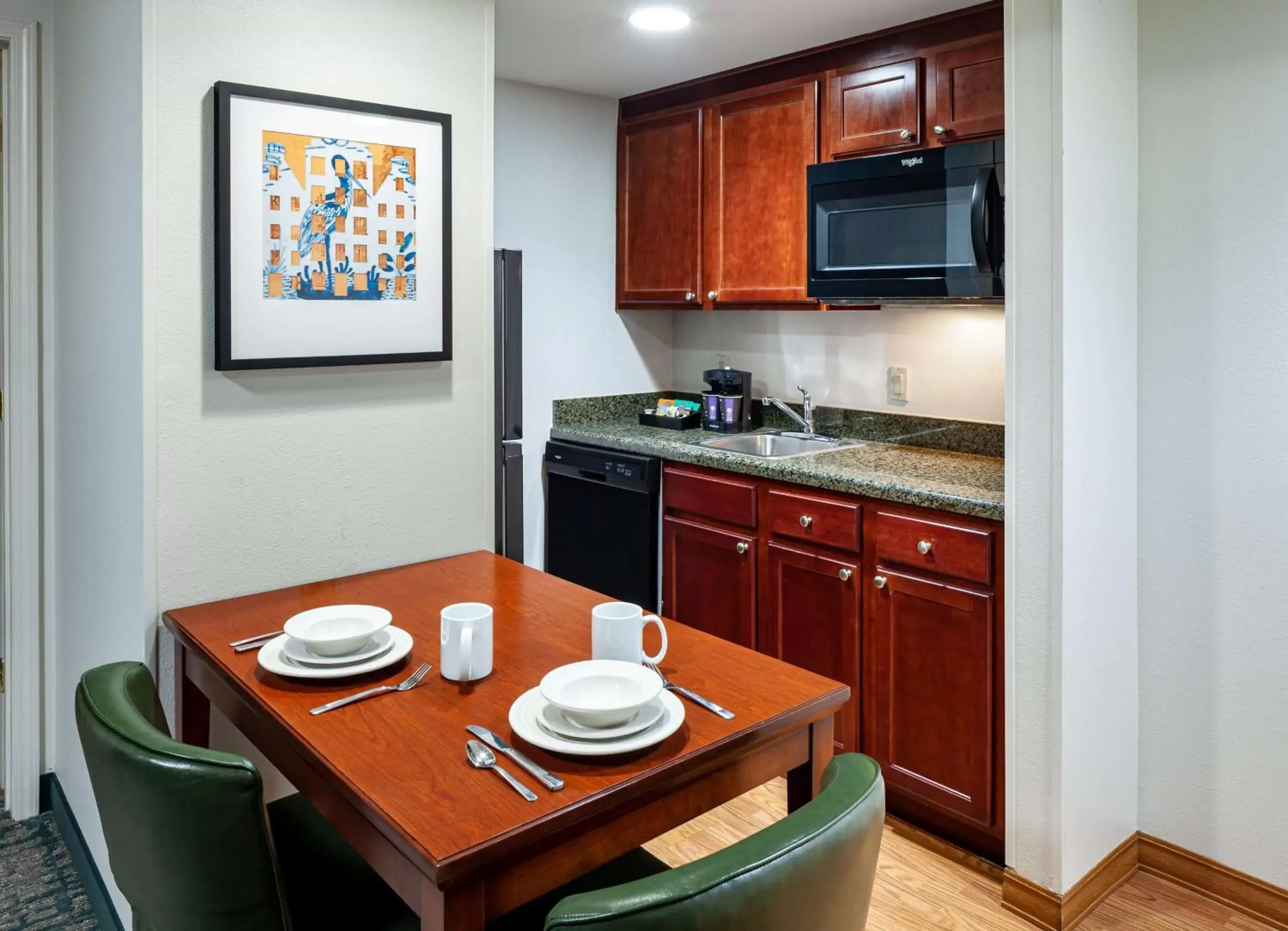 Kitchen or kitchenette, Kitchen/Kitchenette in Homewood Suites by Hilton Gainesville