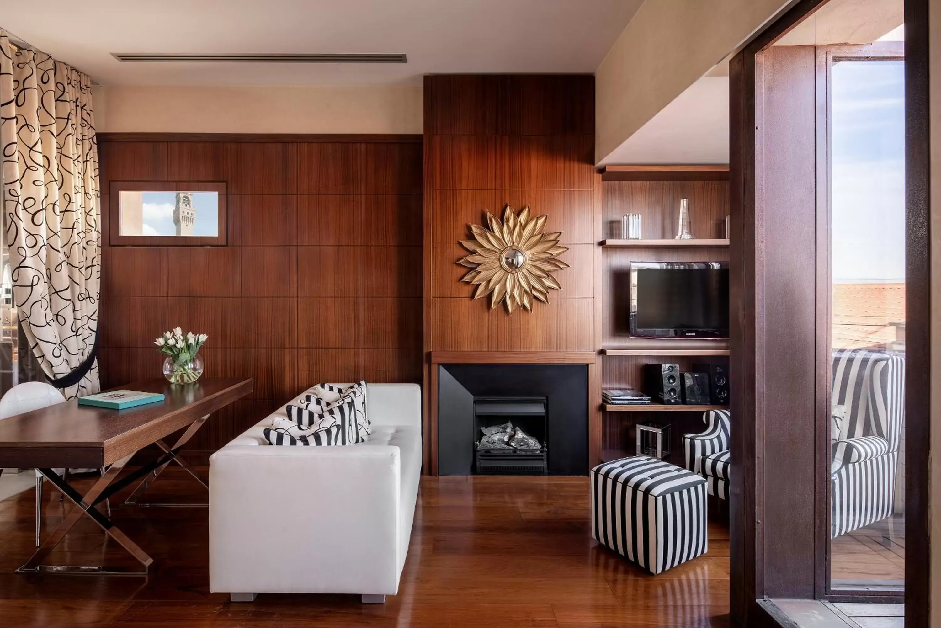 Living room in Repubblica Firenze Luxury Apartments UNA Esperienze
