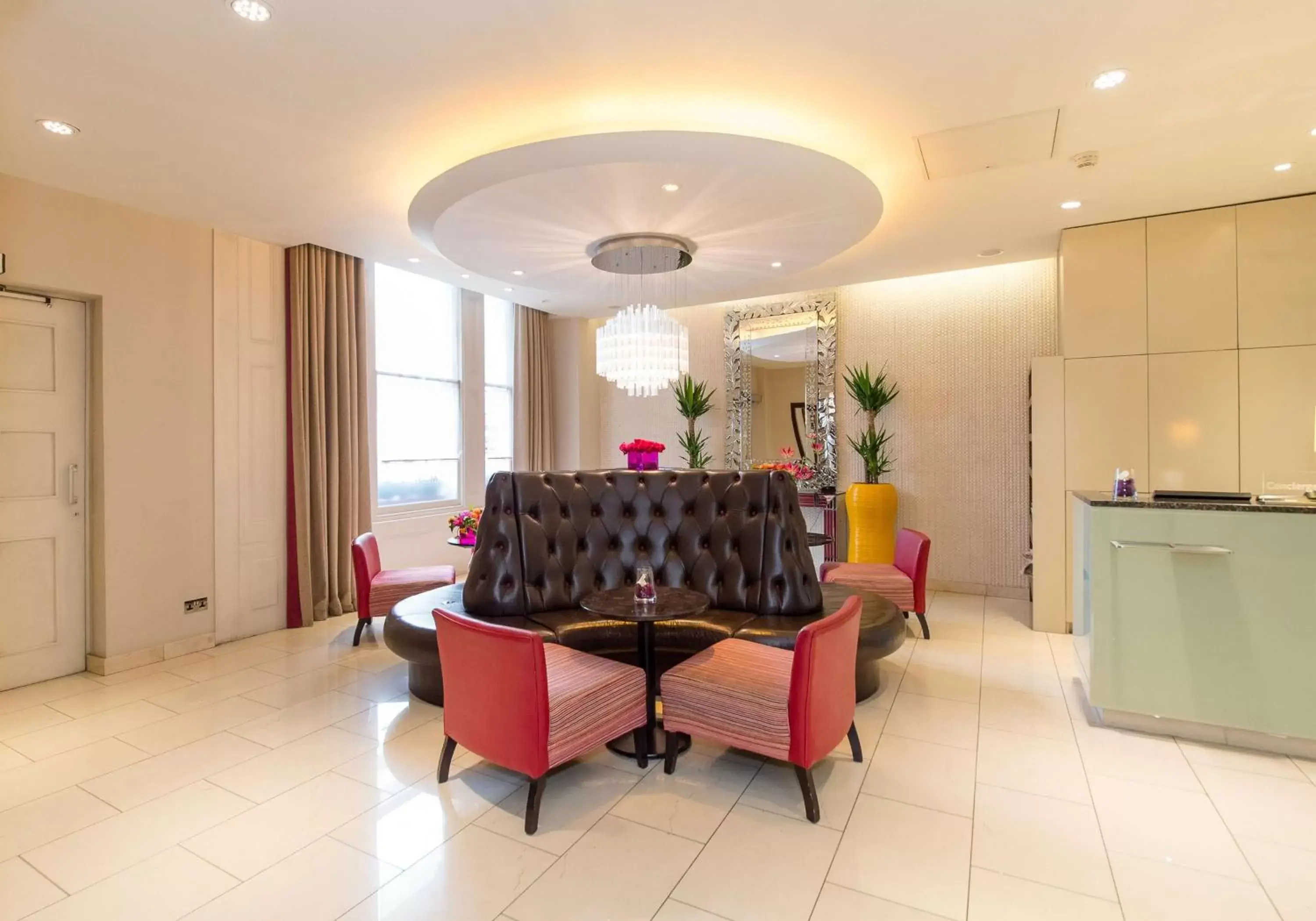 Lobby or reception in DoubleTree by Hilton Hotel London - Marble Arch