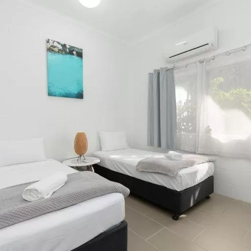 Bed in TiTree Village Holiday Apartments