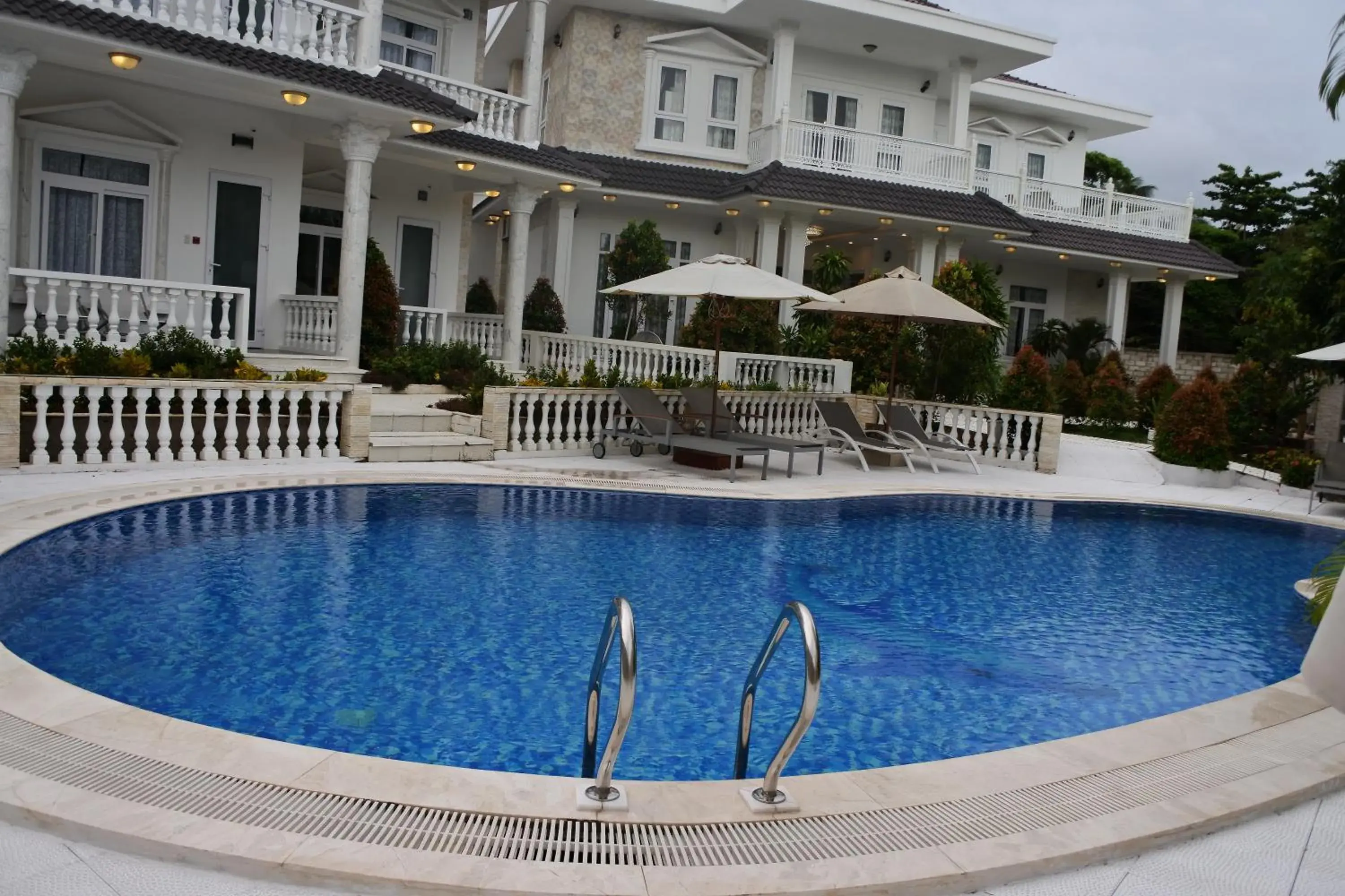 Property building, Swimming Pool in Godiva Villa Phu Quoc