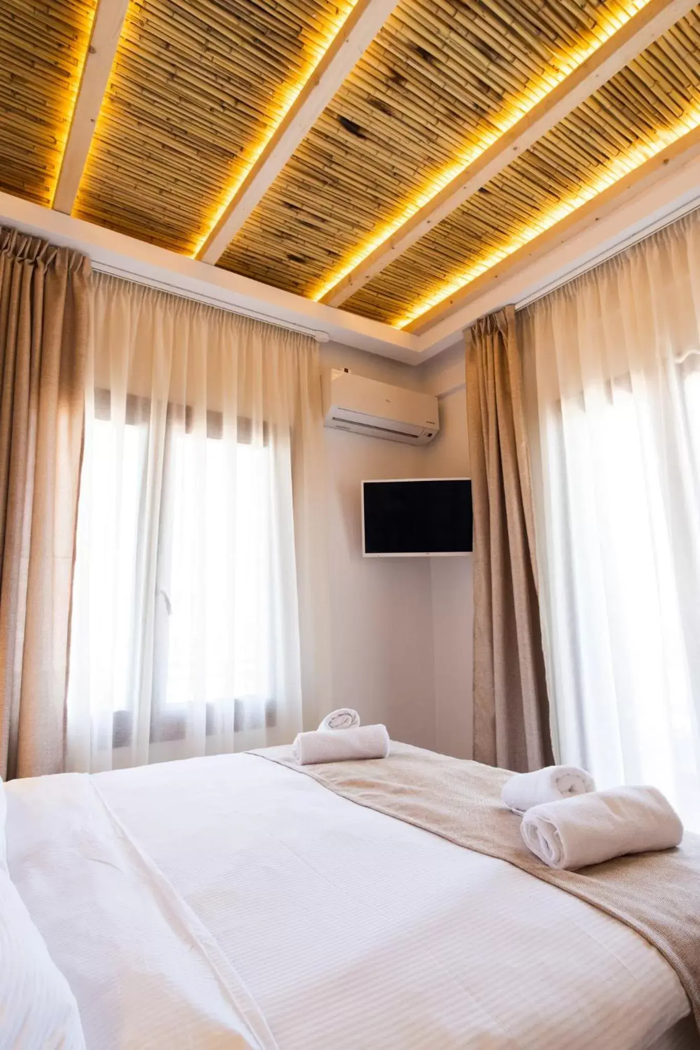 TV and multimedia, Bed in Aktaion Beach Boutique Hotel & Spa