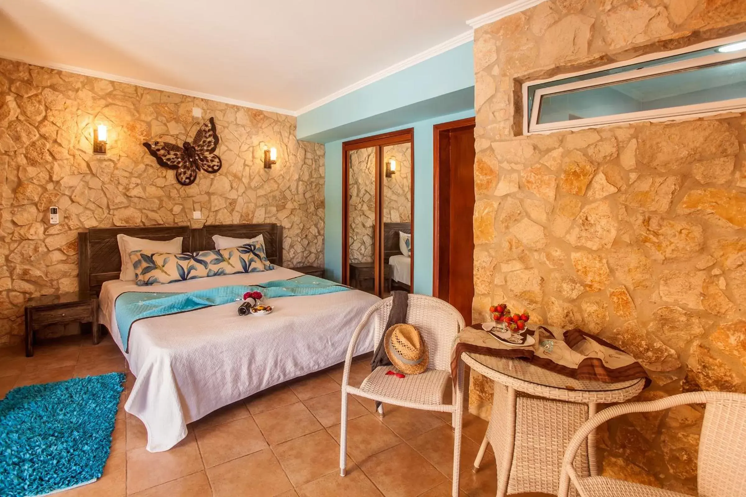 Bedroom, Bed in Montinho De Ouro Bedroom, Bed in Montinho De Ouro