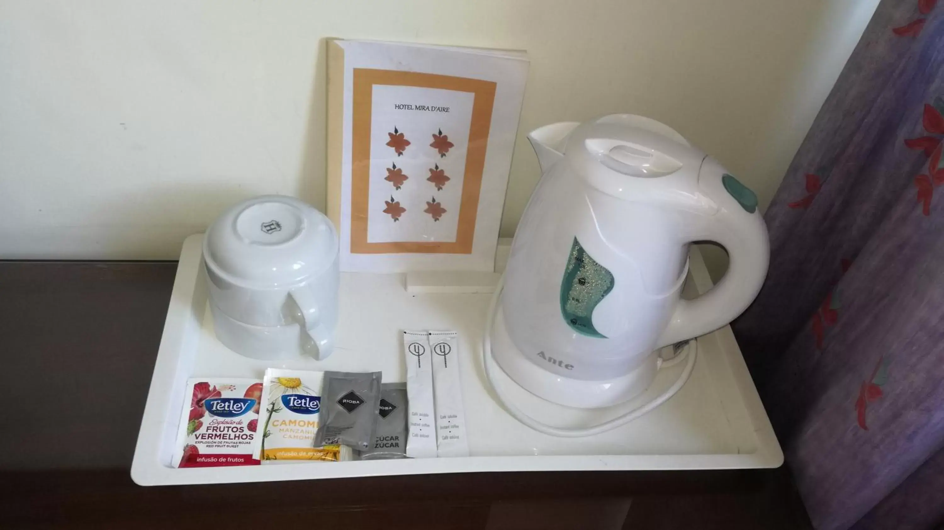 Coffee/Tea Facilities in Hotel Mira D'Aire