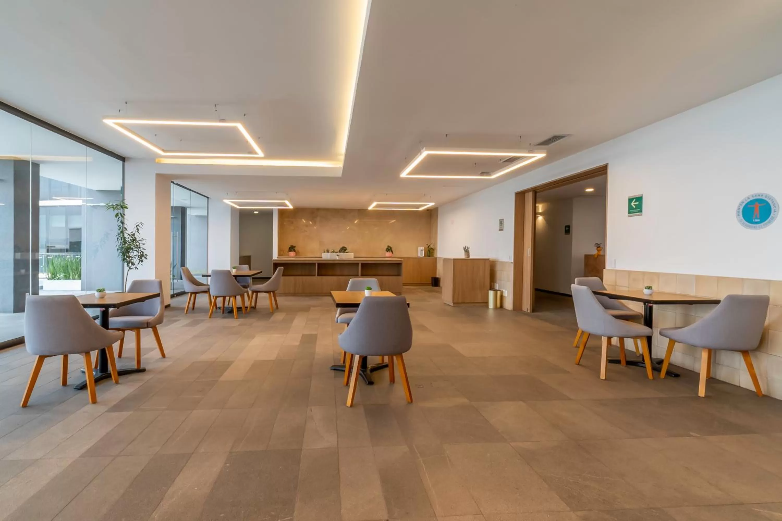 Restaurant/places to eat in Stadía Suites Querétaro Centro Histórico