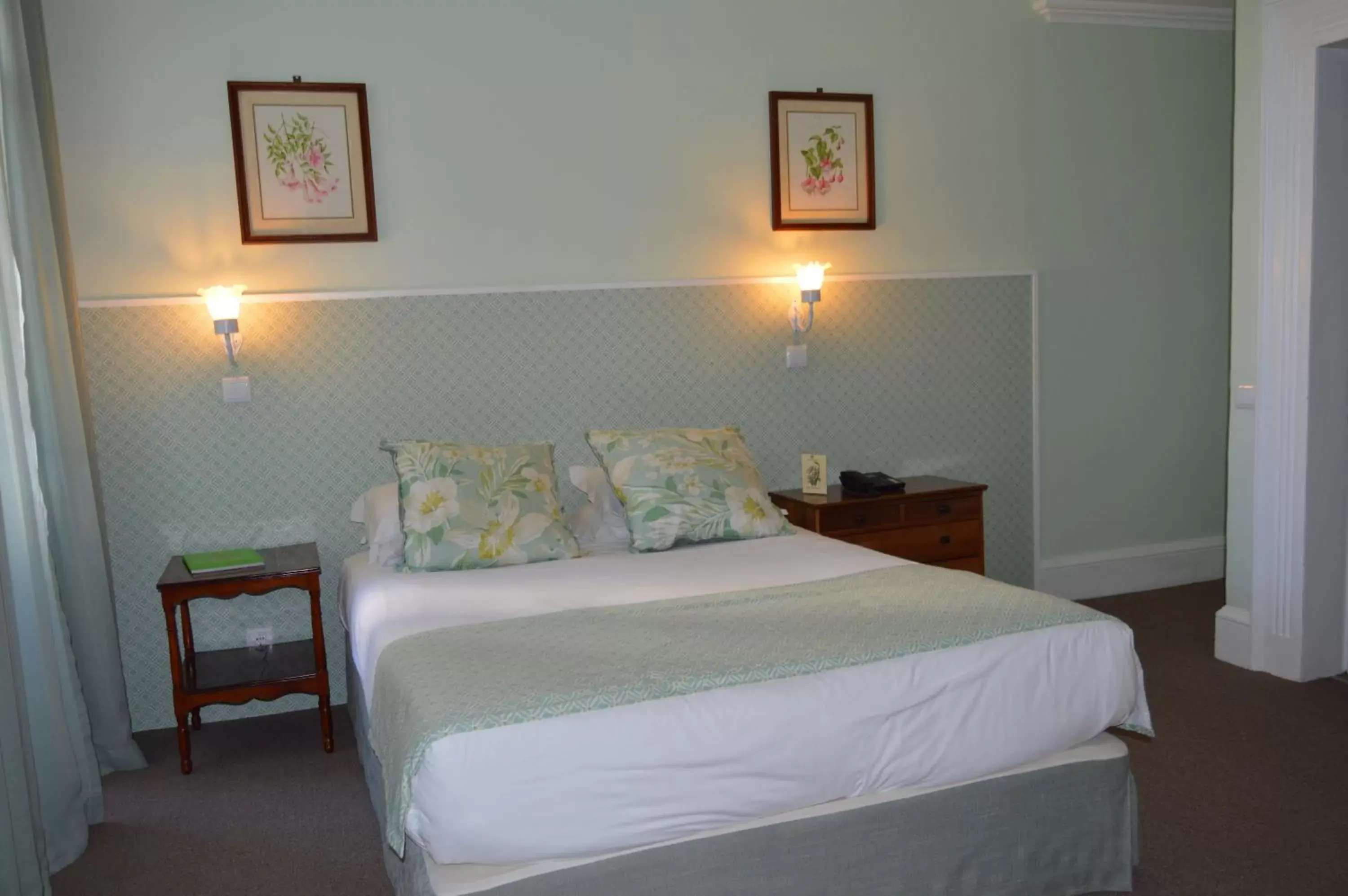 Bedroom, Bed in Quinta Da Penha De Franca Bedroom, Bed in Quinta Da Penha De Franca