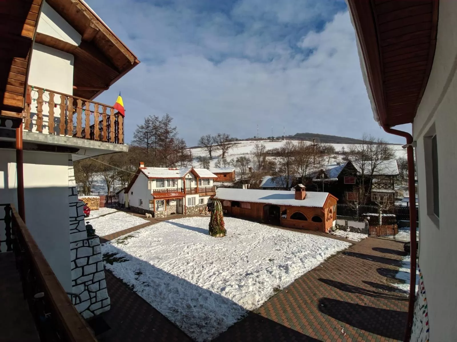 Property building, Winter in Pensiunea SilvAnka