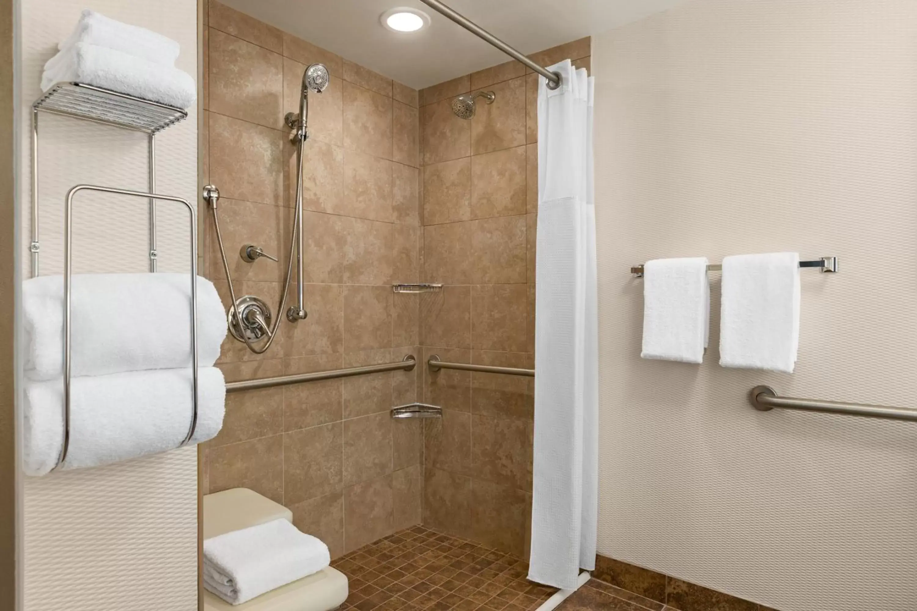 Shower, Bathroom in Holiday Inn Boston Bunker Hill Area, an IHG Hotel