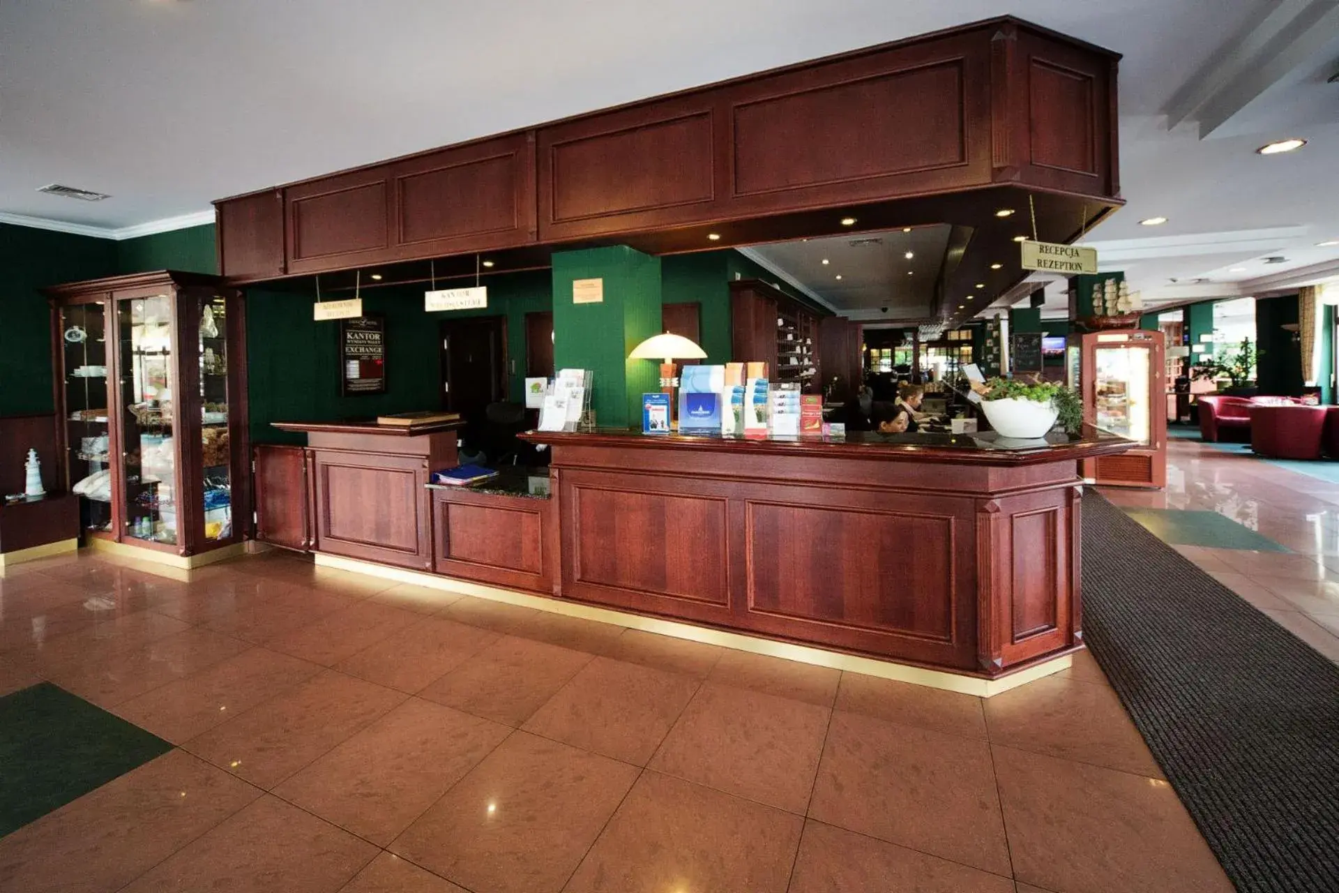Lounge or bar, Lobby/Reception in Hotel Lidia Spa & Wellness