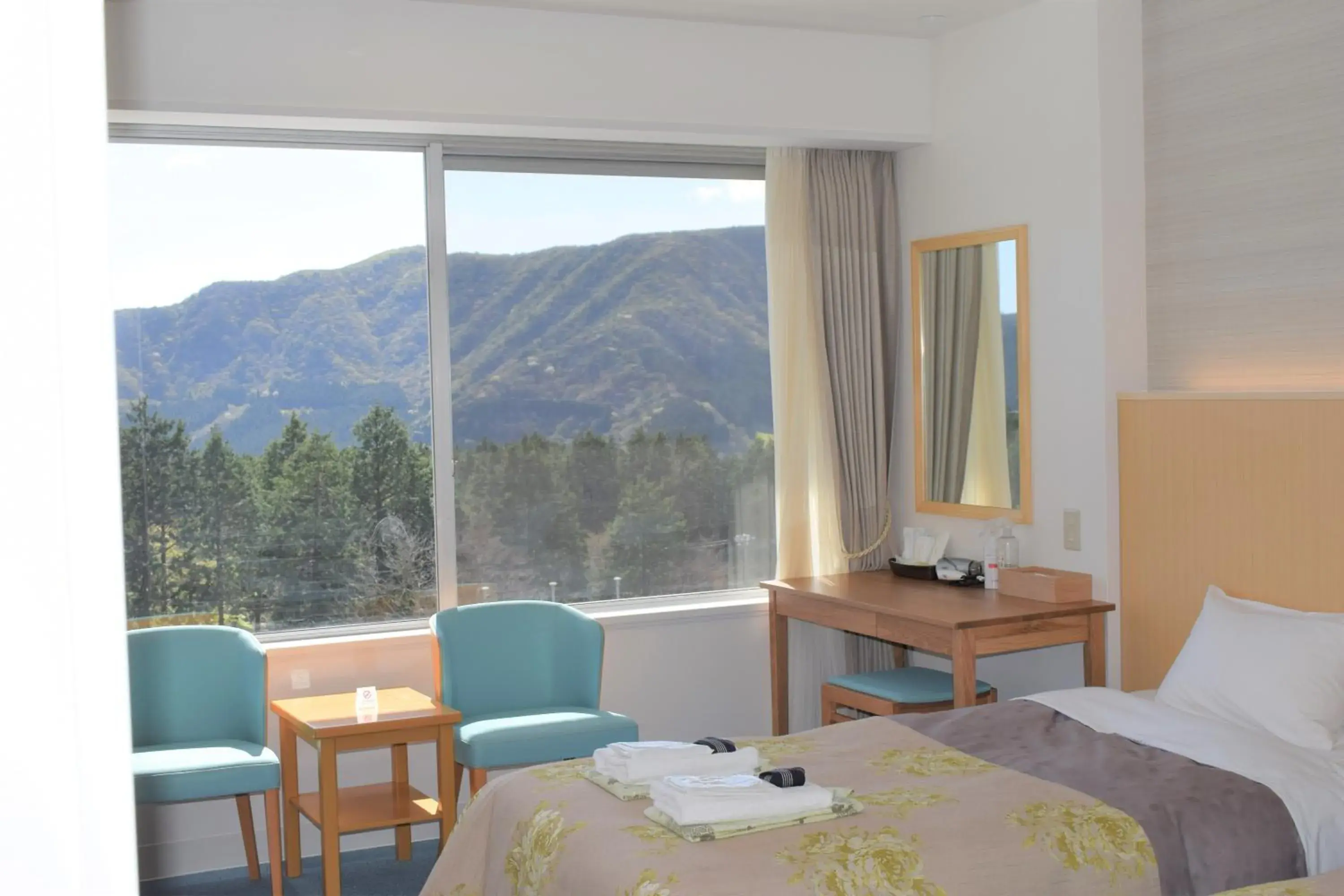 Mountain View in Hotel Kagetsuen